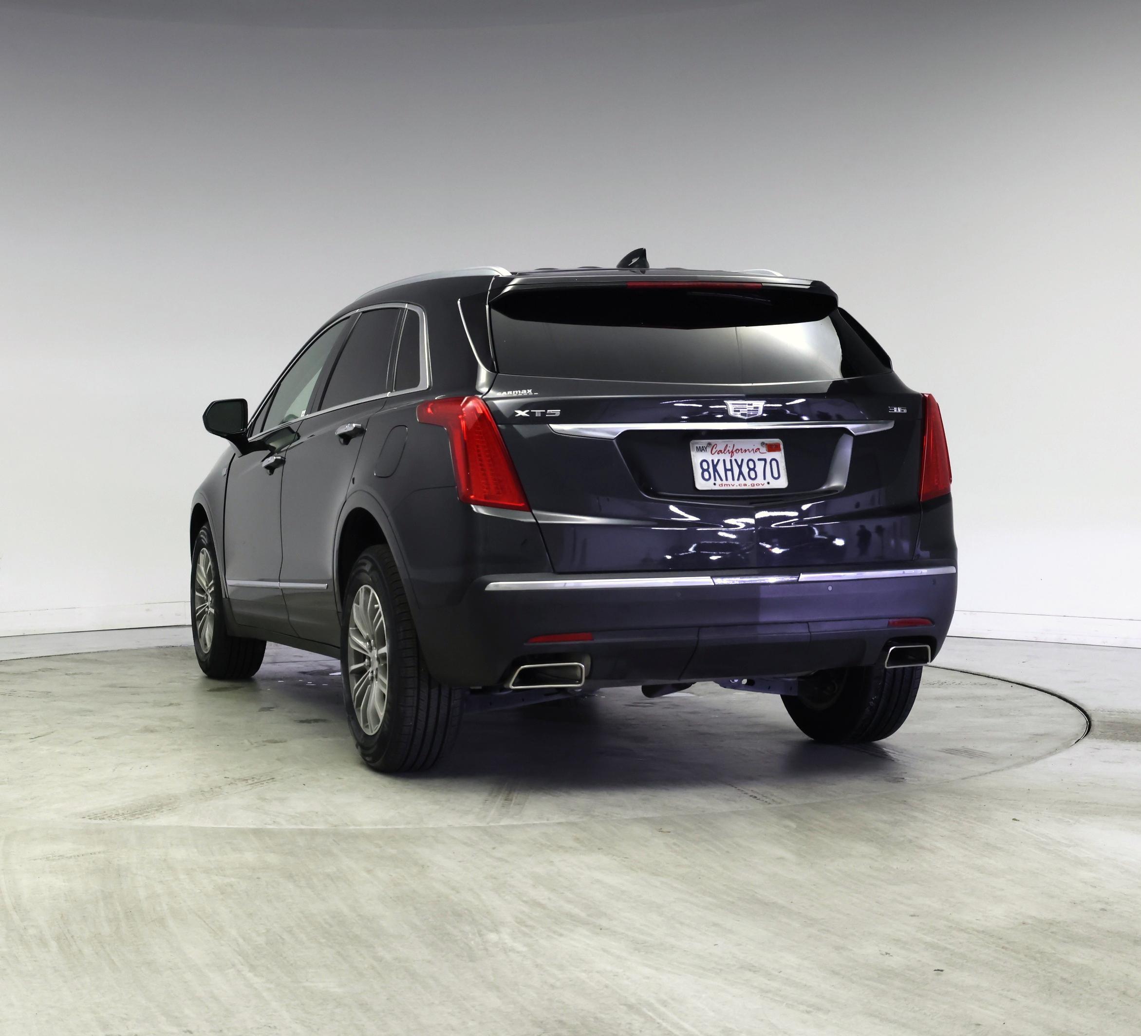 Thumbnail: 2019 Cadillac XT5 - 6