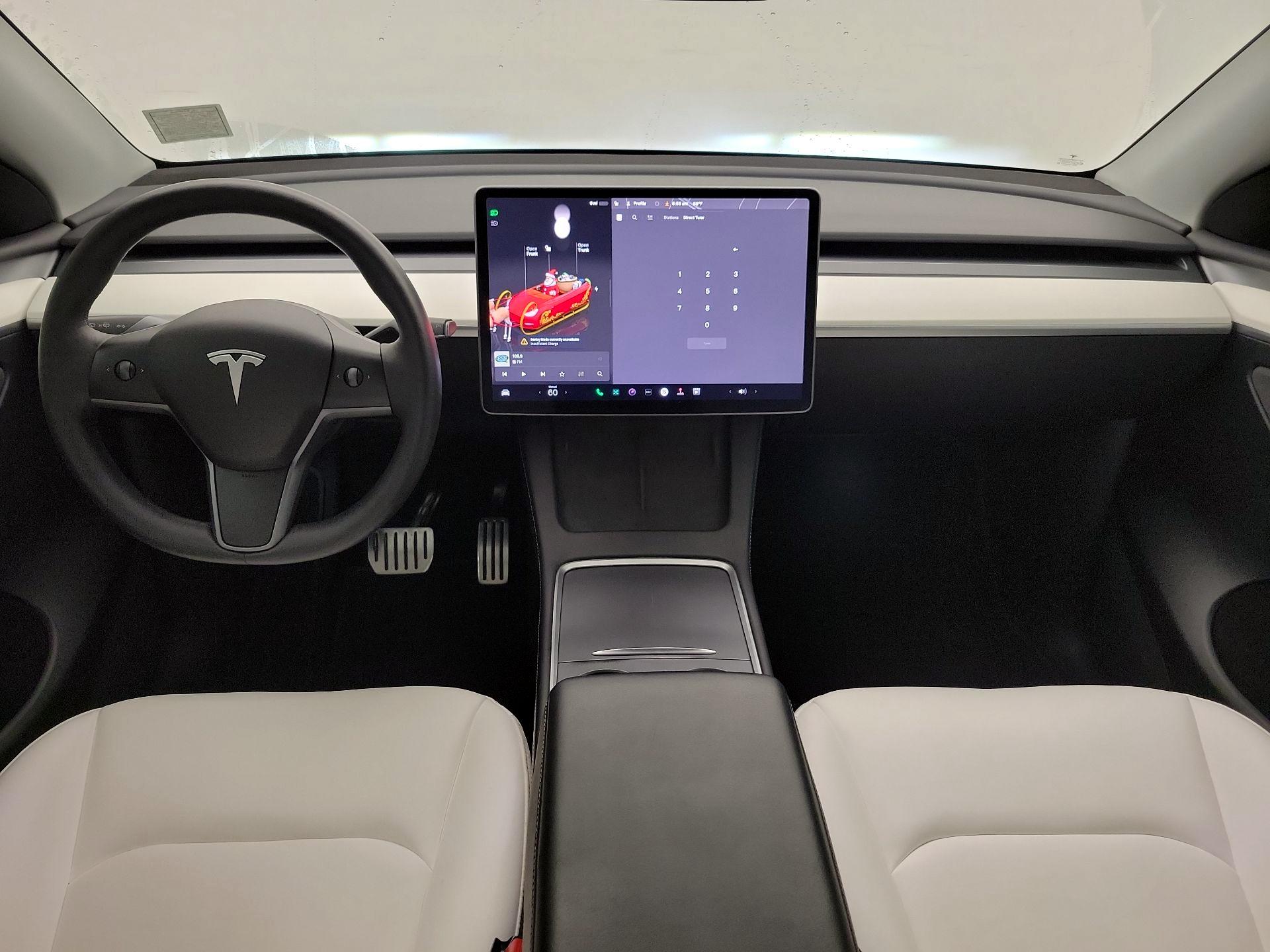Thumbnail: 2022 Tesla Model Y - 9