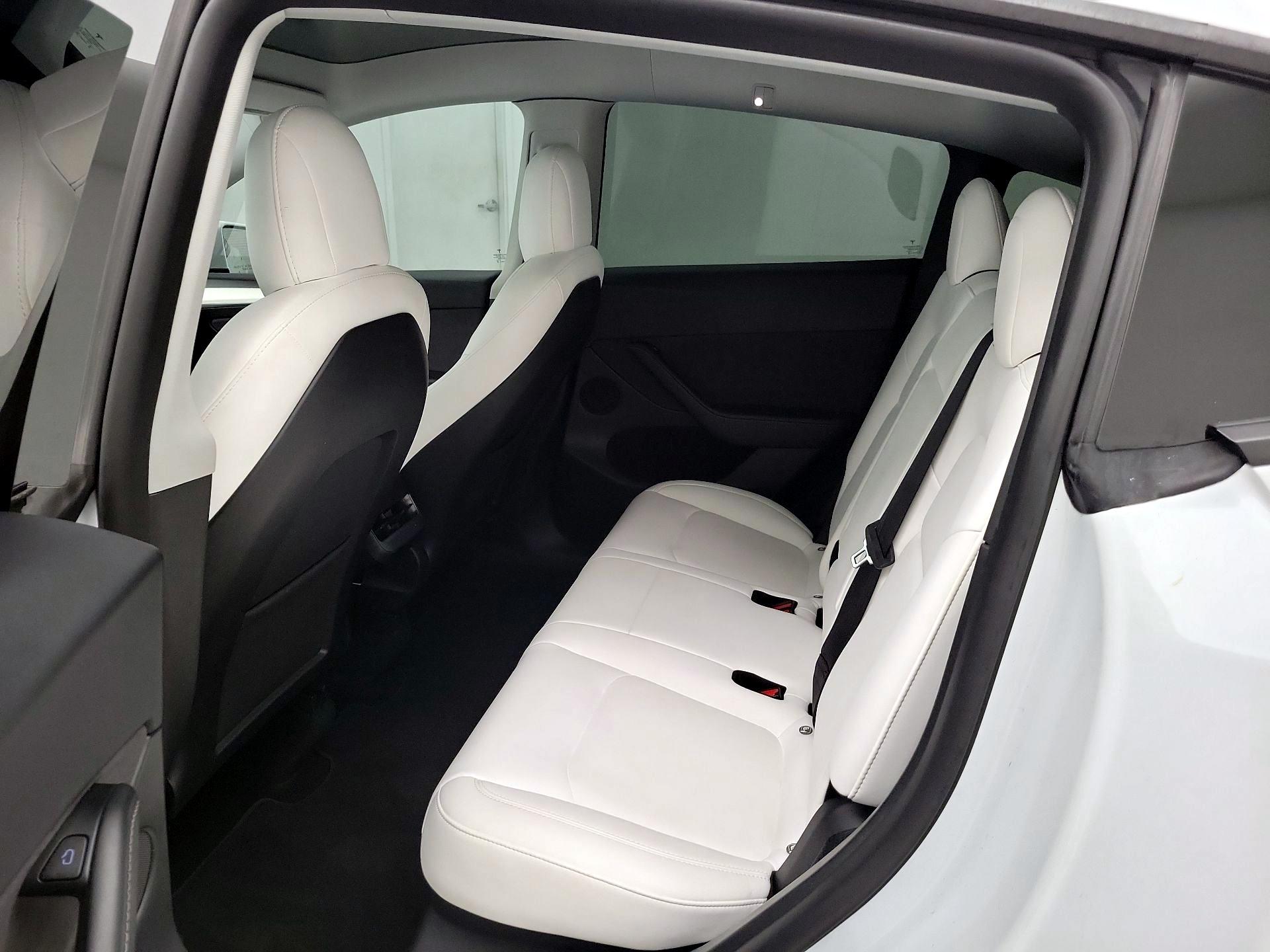 Thumbnail: 2022 Tesla Model Y - 19