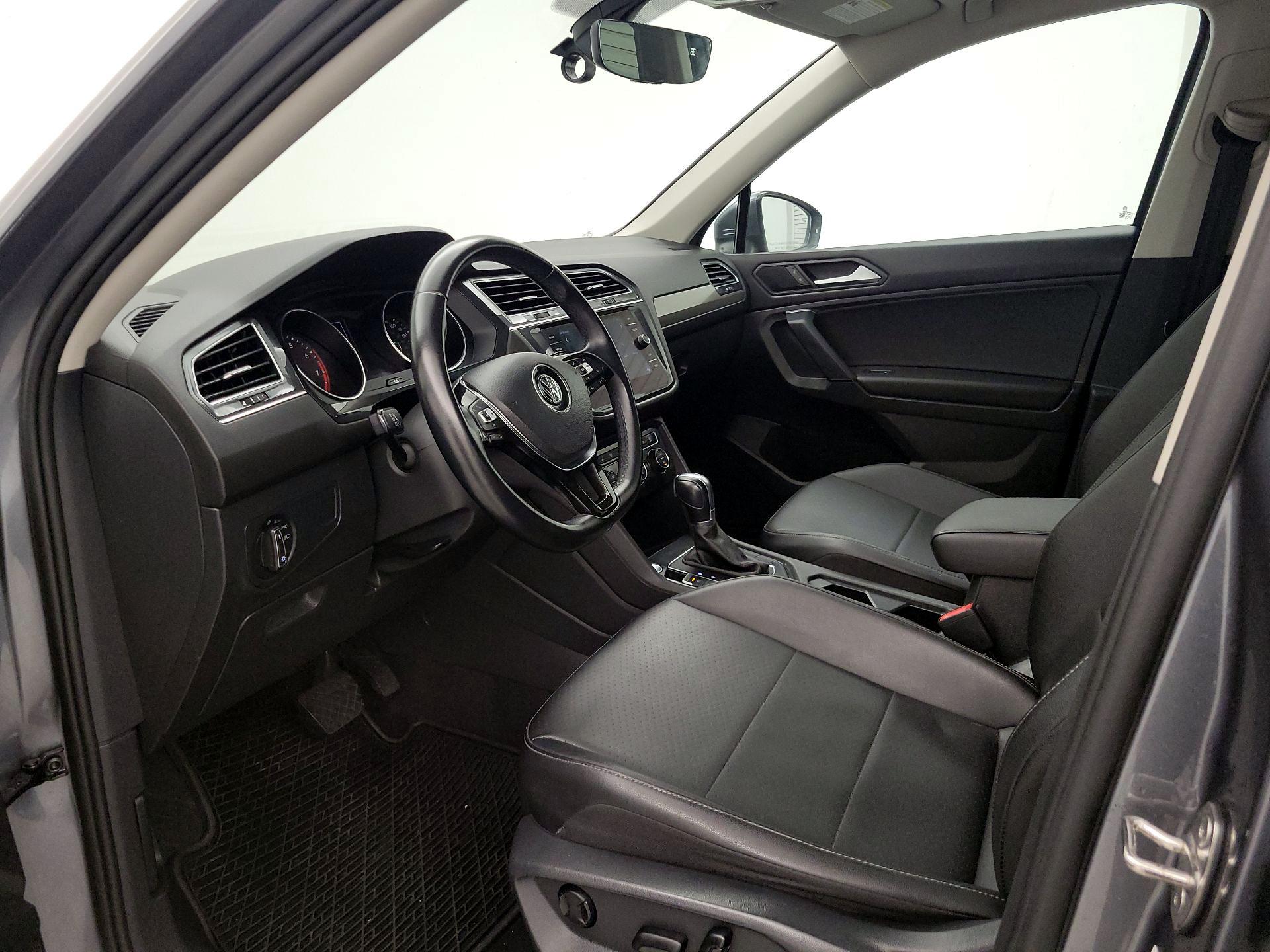 Thumbnail: 2019 Volkswagen Tiguan - 11