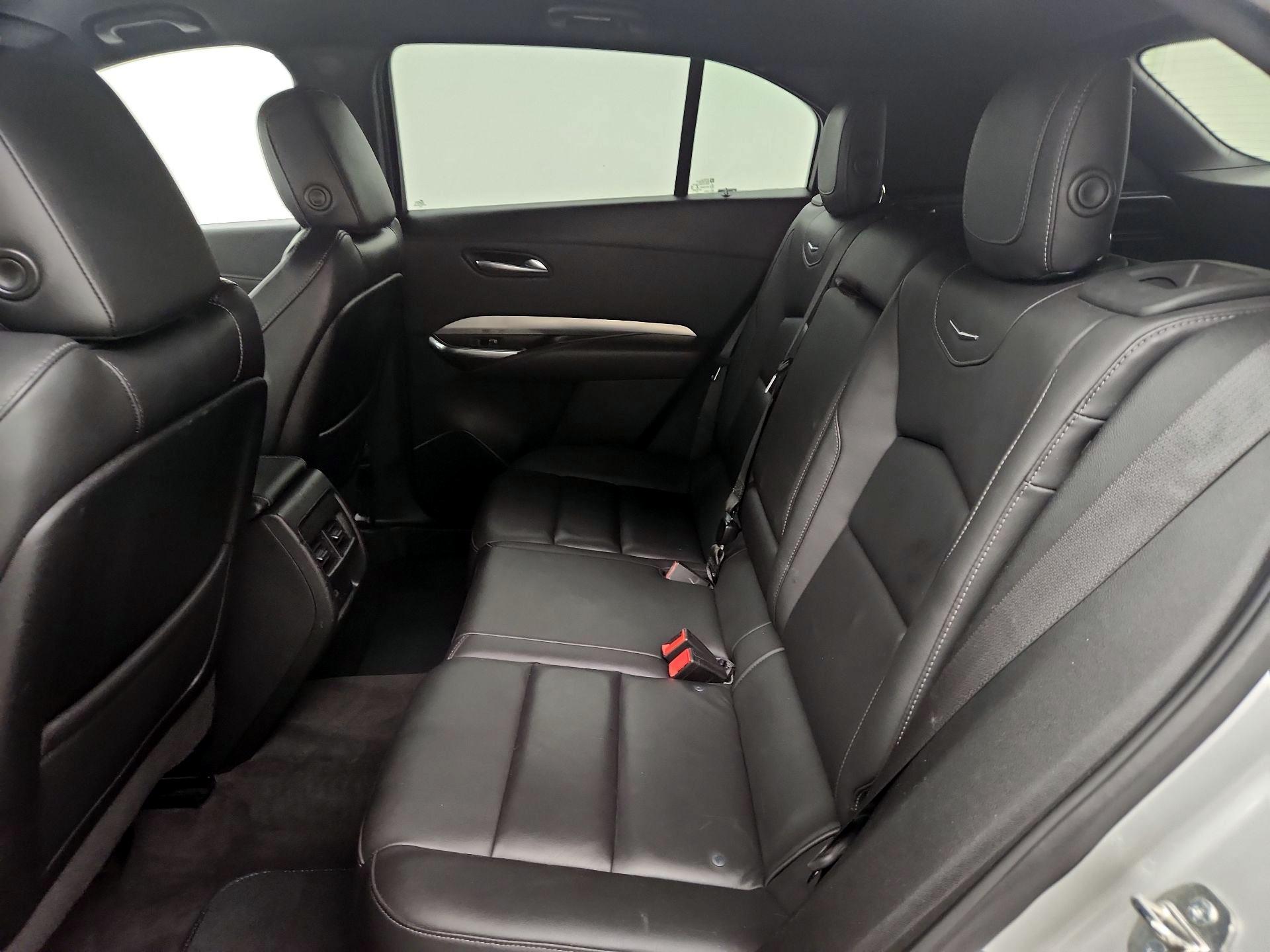 Thumbnail: 2021 Cadillac XT4 - 19