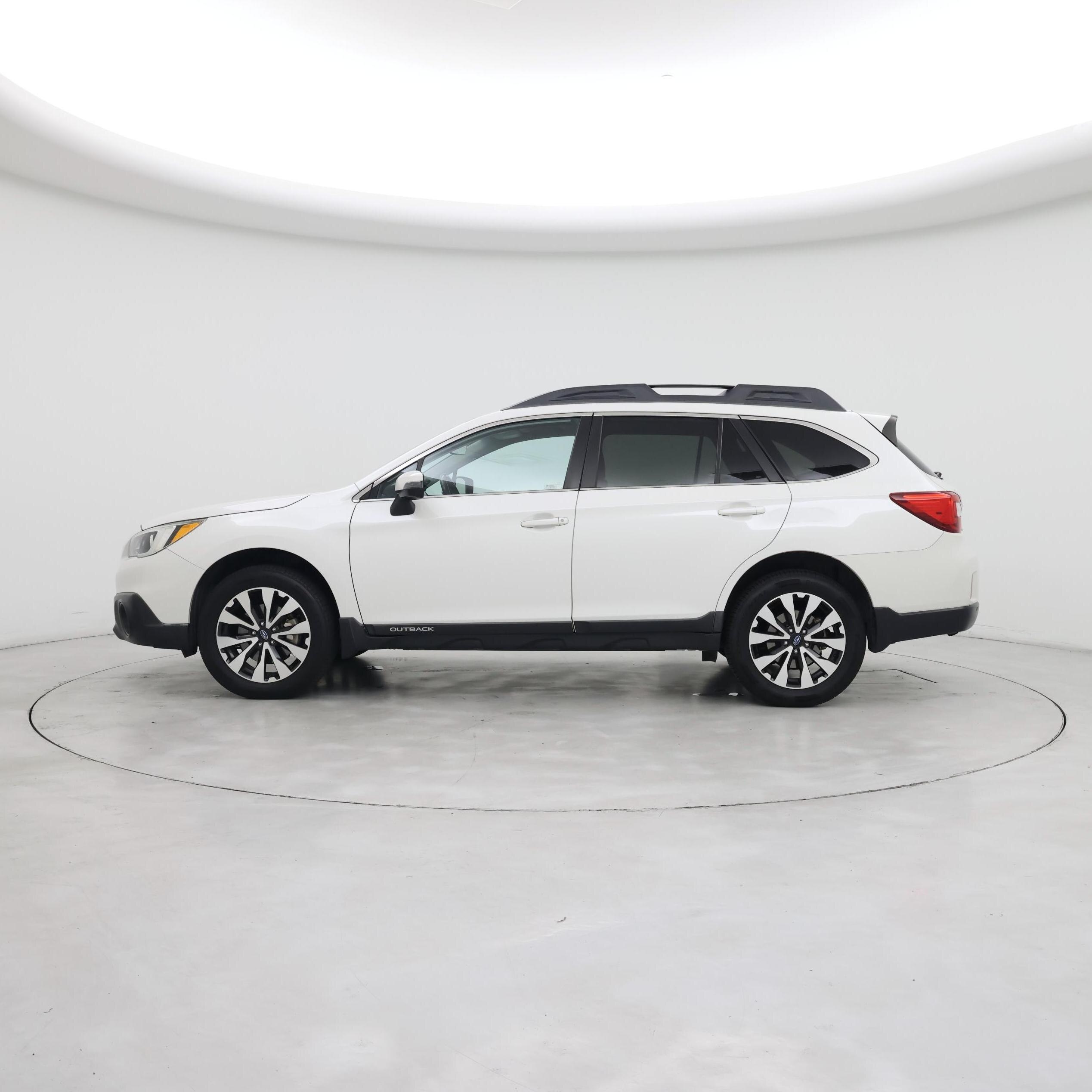 Thumbnail: 2017 Subaru Outback - 3