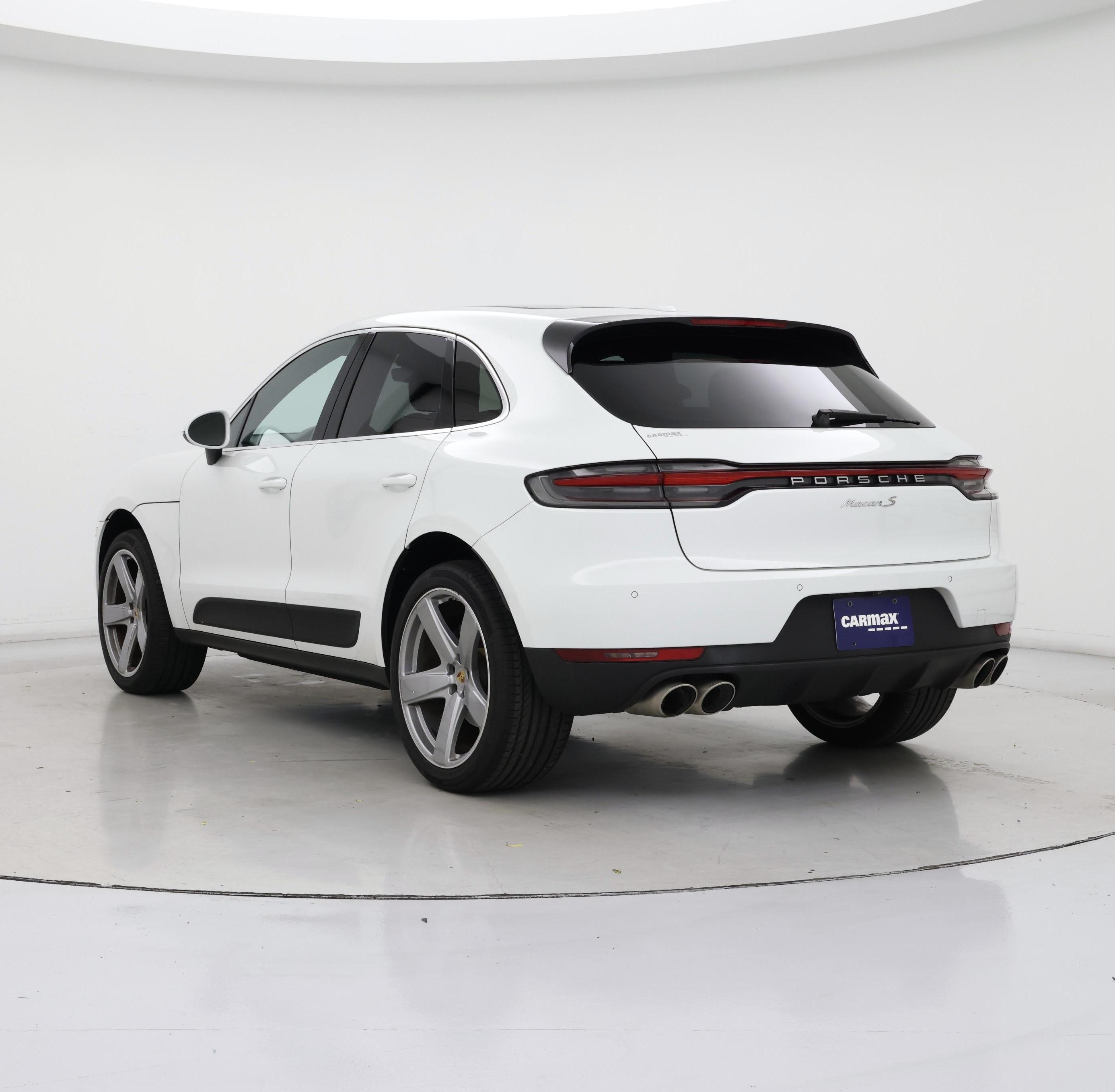 Thumbnail: 2020 Porsche Macan - 2