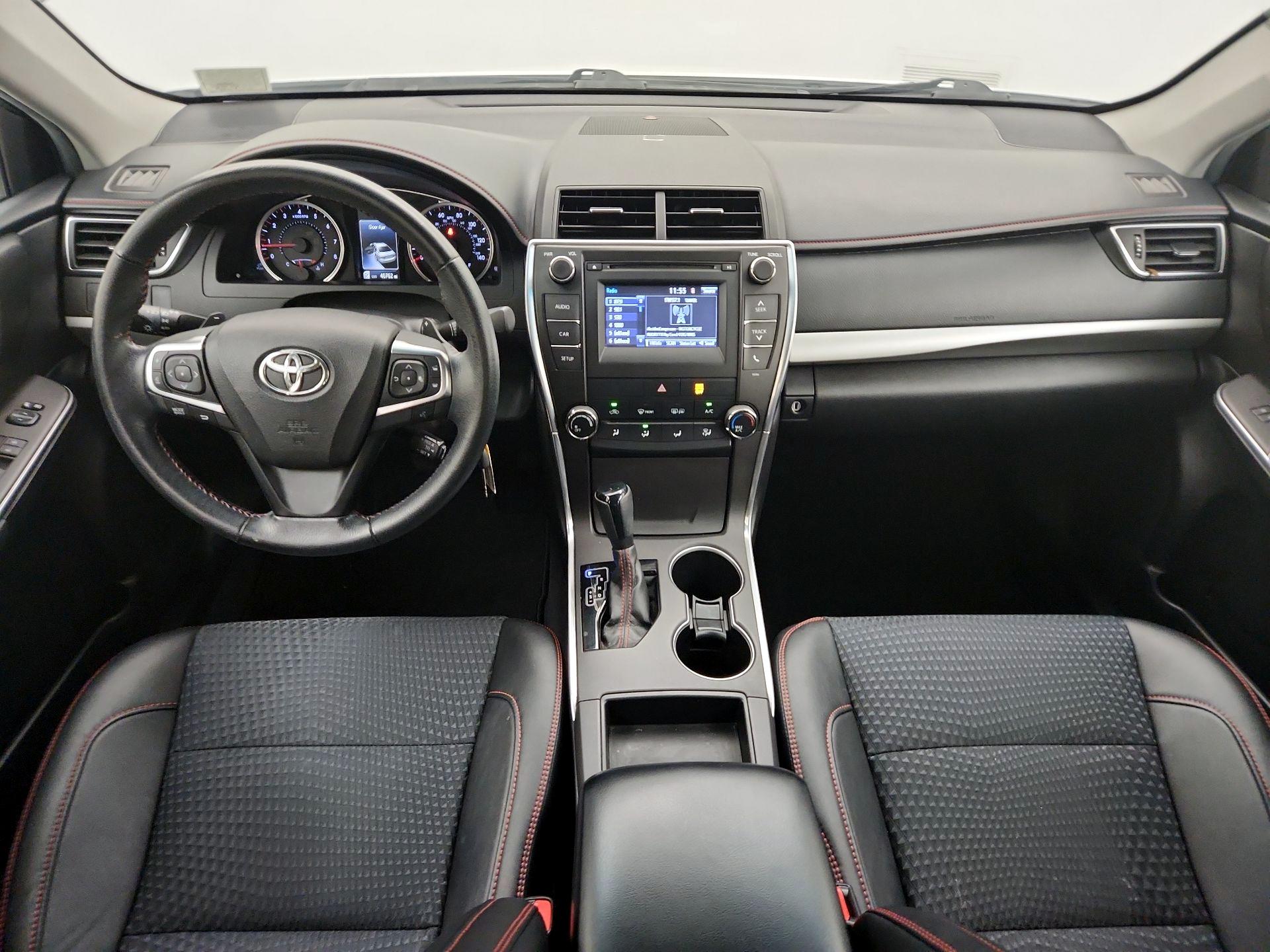 Thumbnail: 2015 Toyota Camry - 9