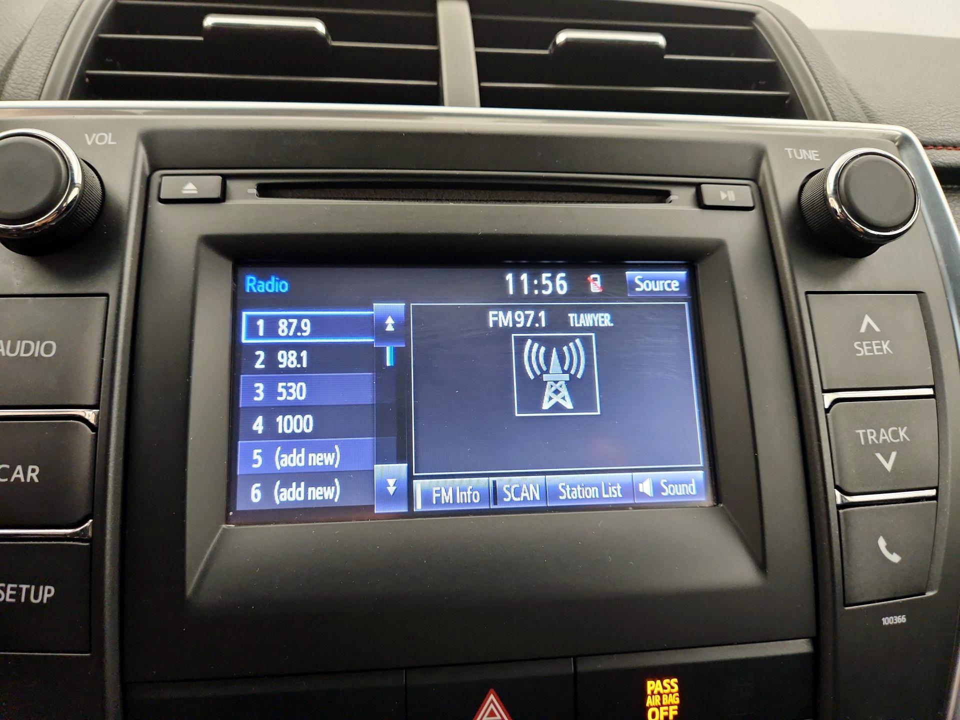 Thumbnail: 2015 Toyota Camry - 14