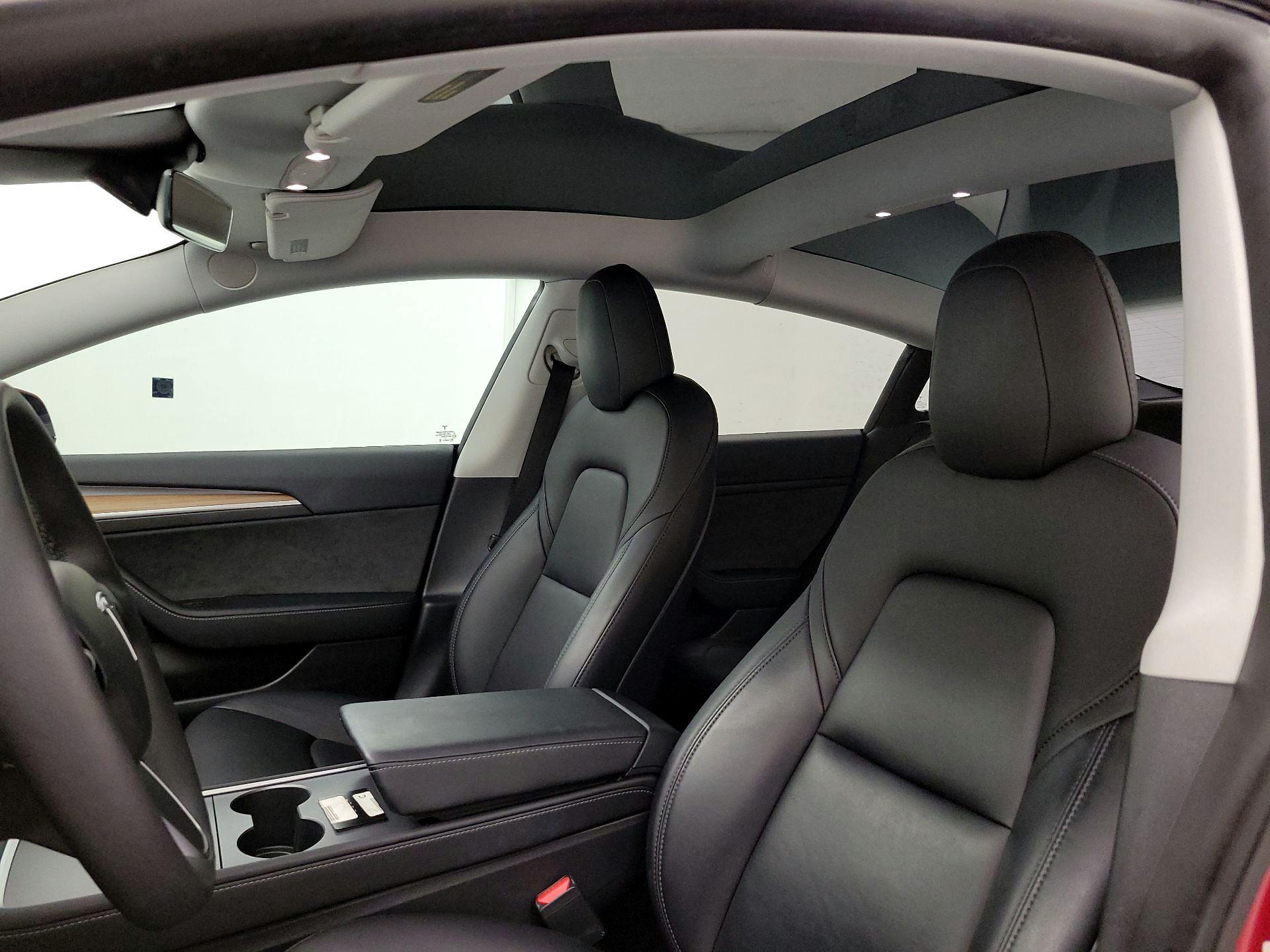 Thumbnail: 2021 Tesla Model 3 - 18