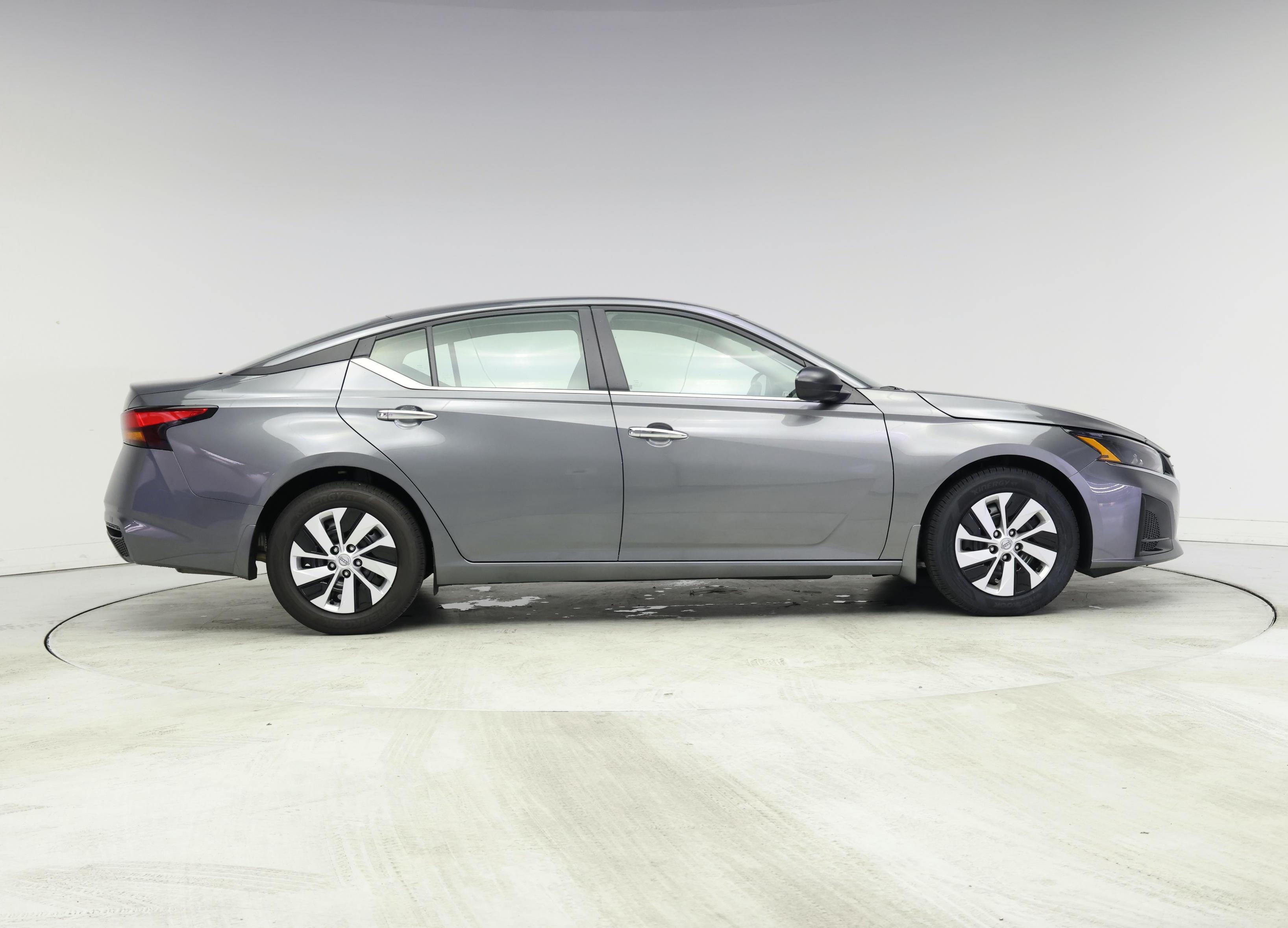 Thumbnail: 2024 Nissan Altima - 7