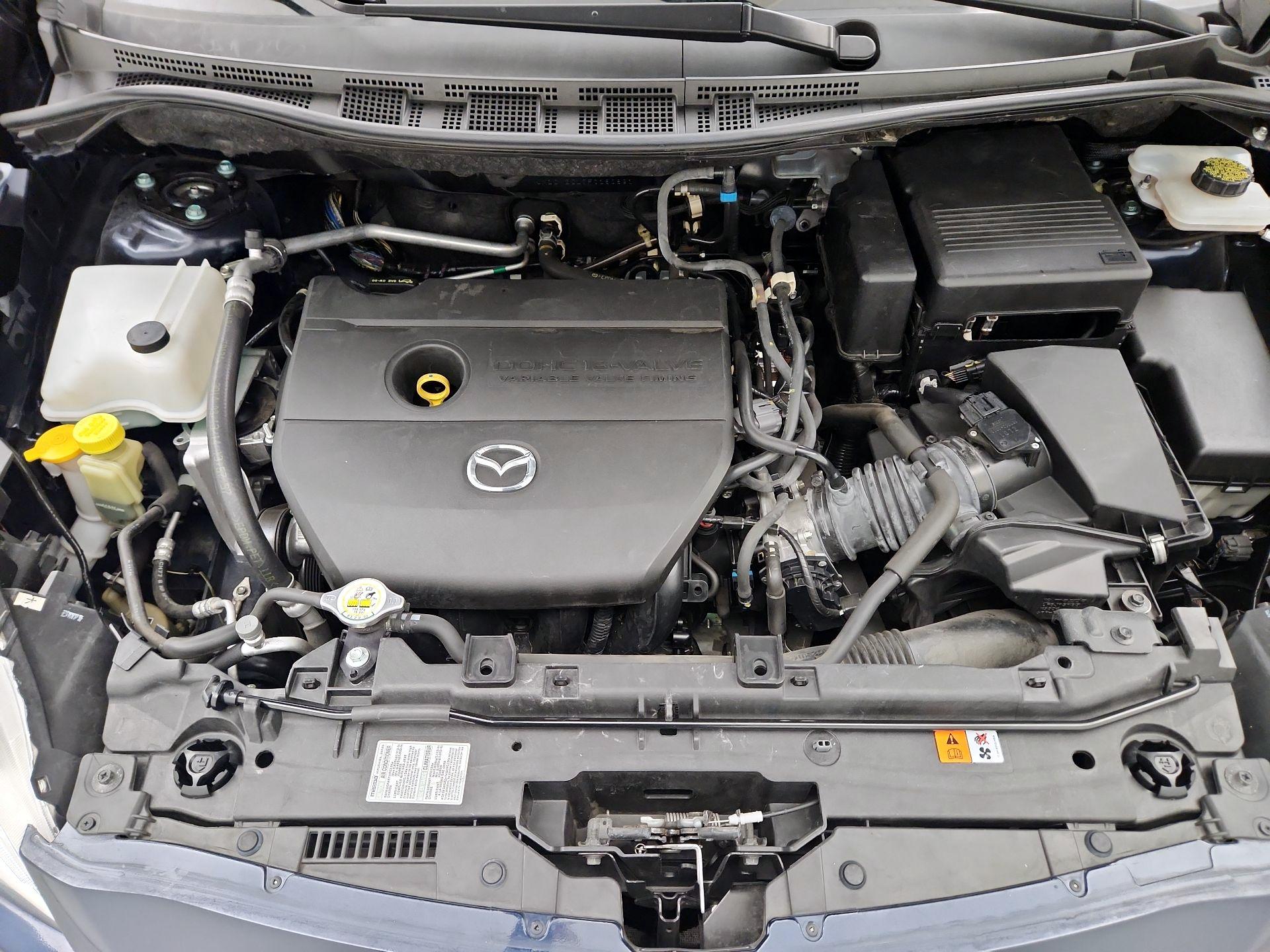 Thumbnail: 2015 Mazda Mazda5 - 20