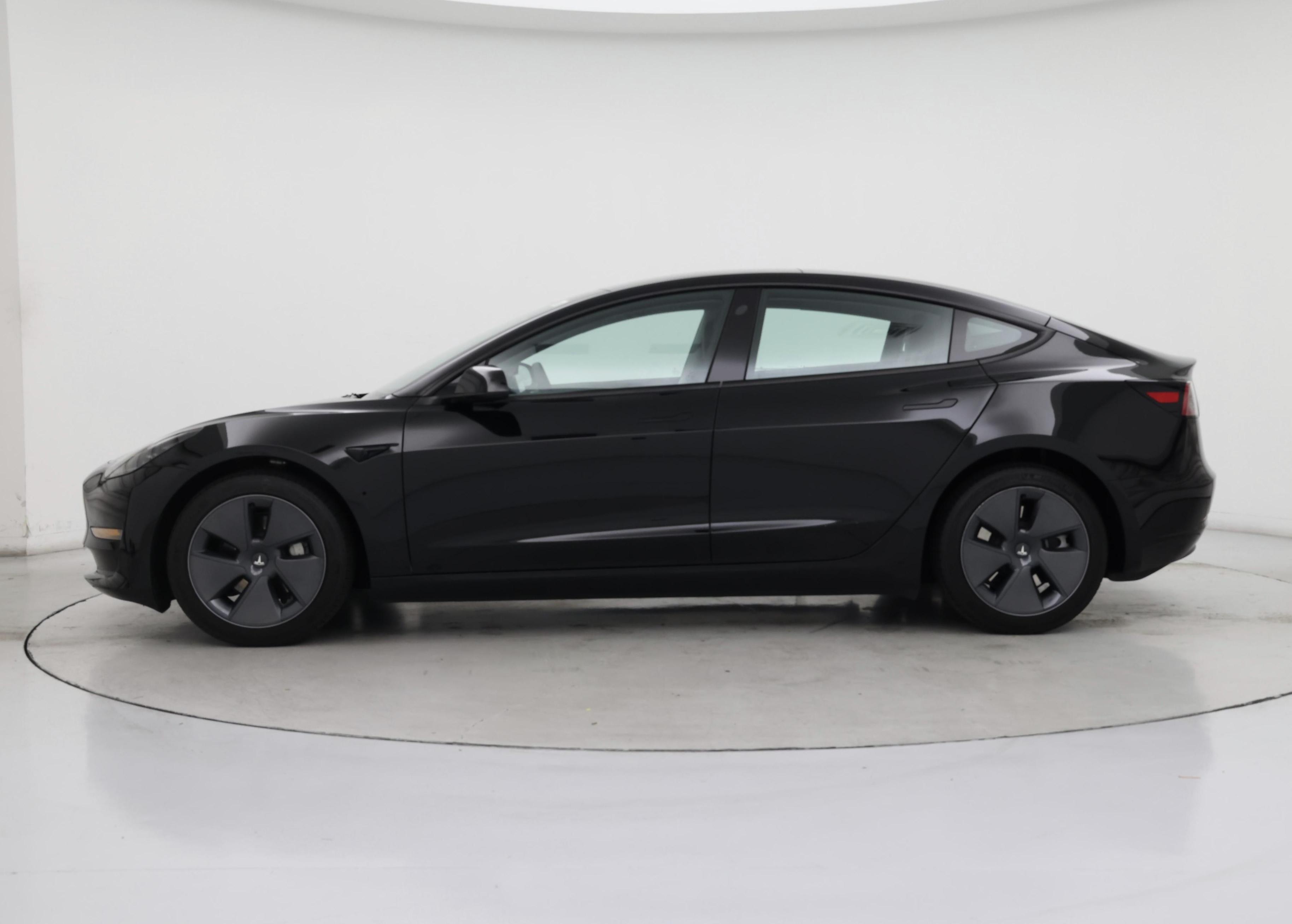 Thumbnail: 2023 Tesla Model 3 - 3