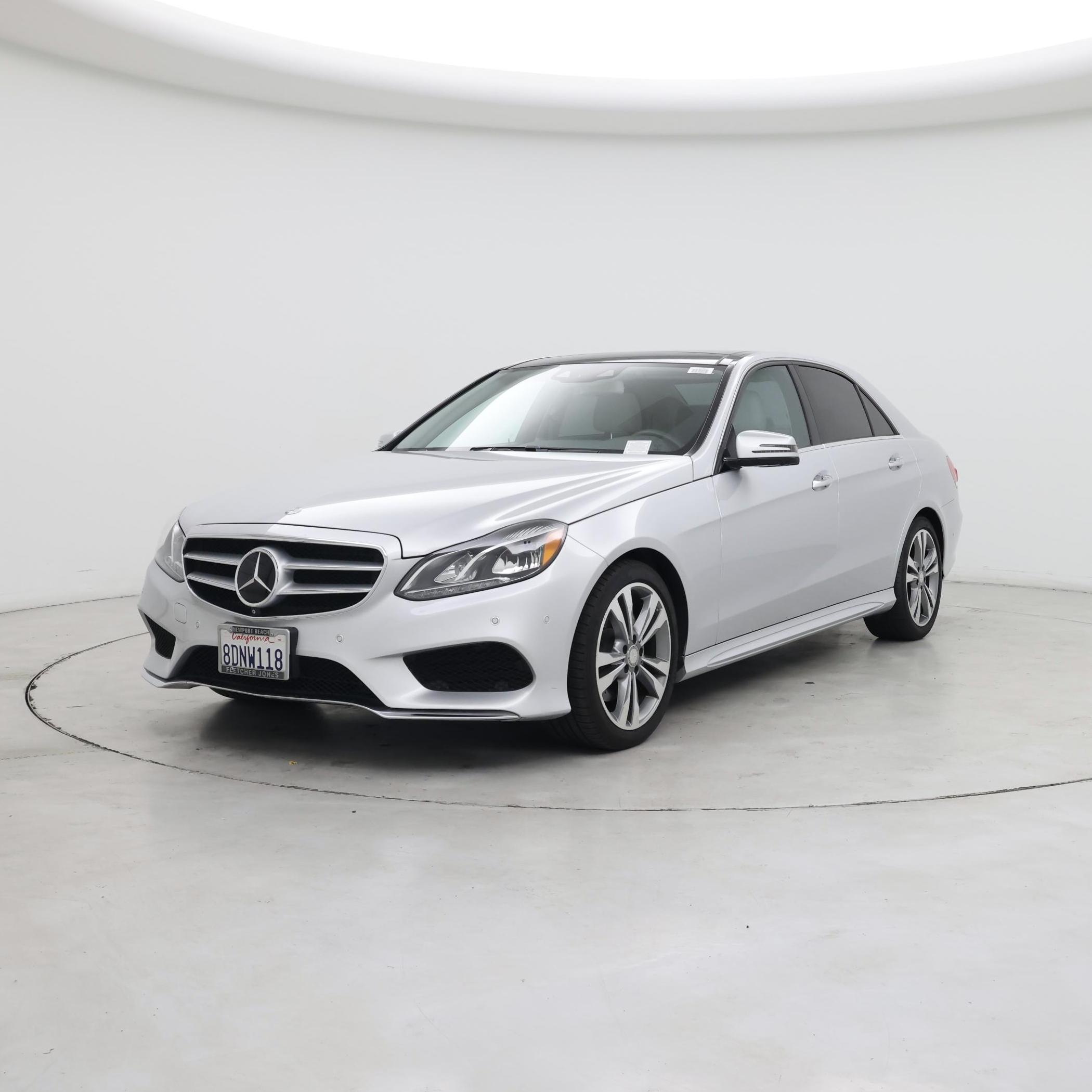 Thumbnail: 2016 Mercedes-Benz E-Class - 4