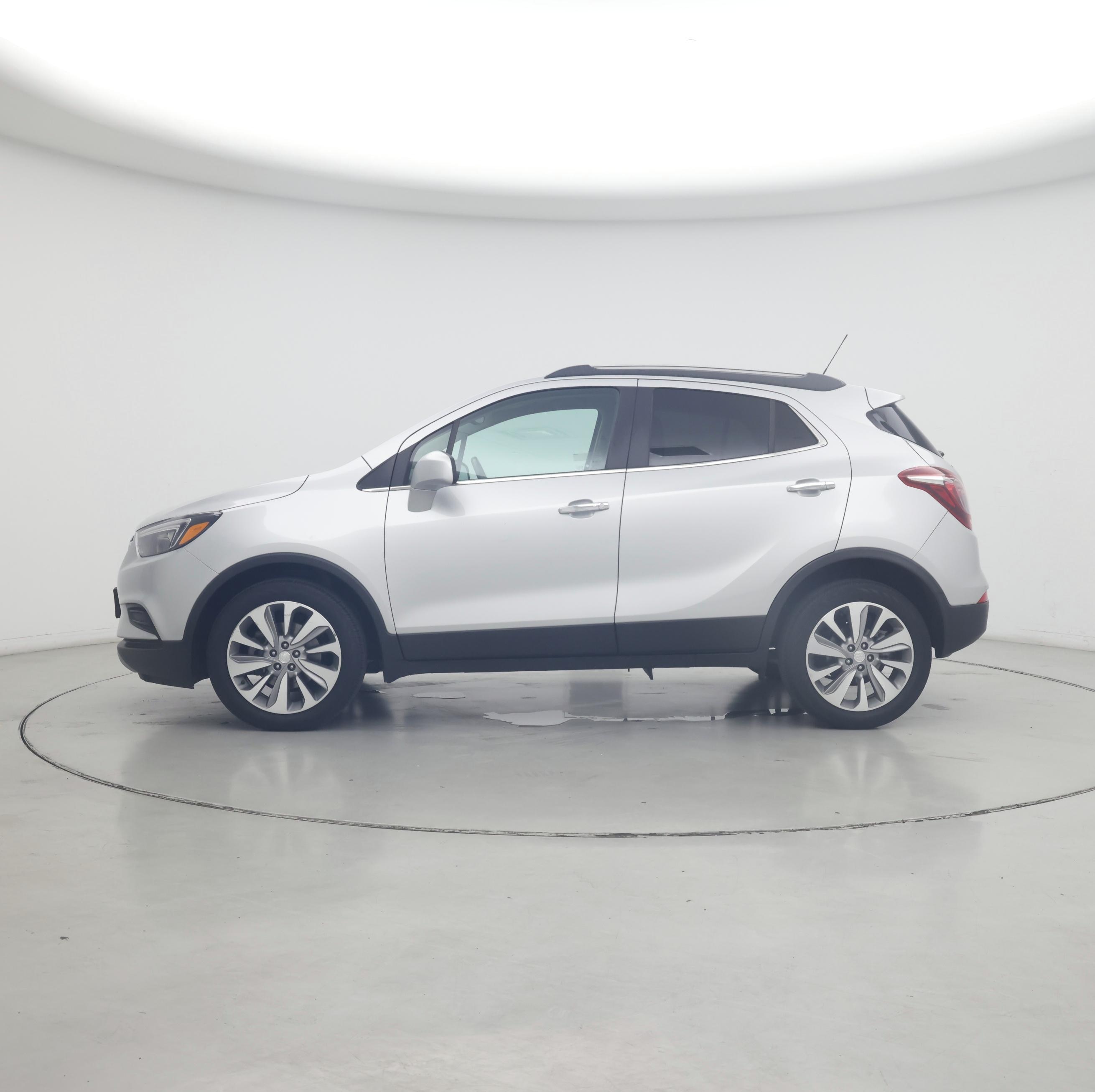 Thumbnail: 2020 Buick Encore - 3