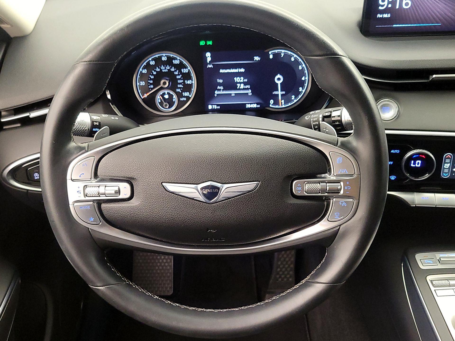 Thumbnail: 2022 Genesis GV70 - 10
