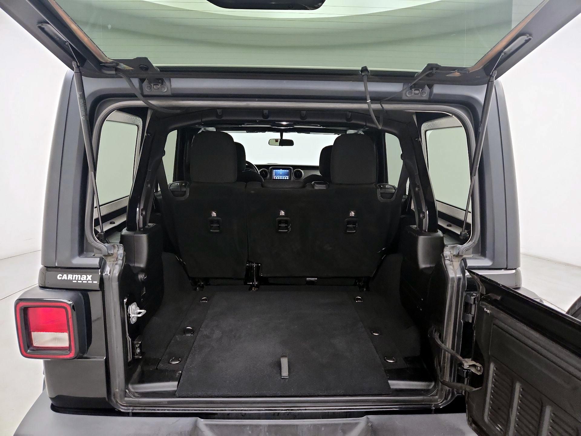 Thumbnail: 2018 Jeep Wrangler - 20