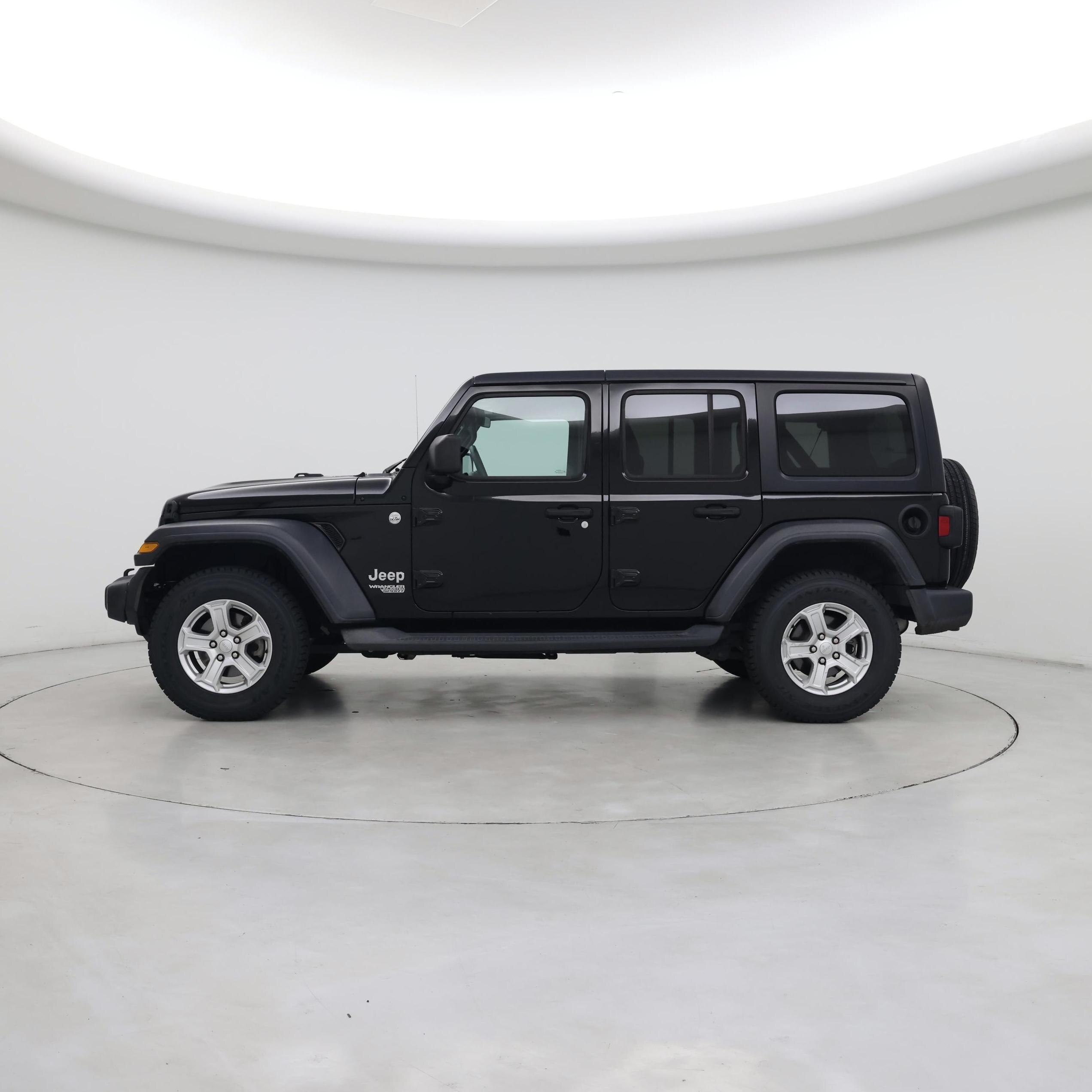 Thumbnail: 2018 Jeep Wrangler - 3