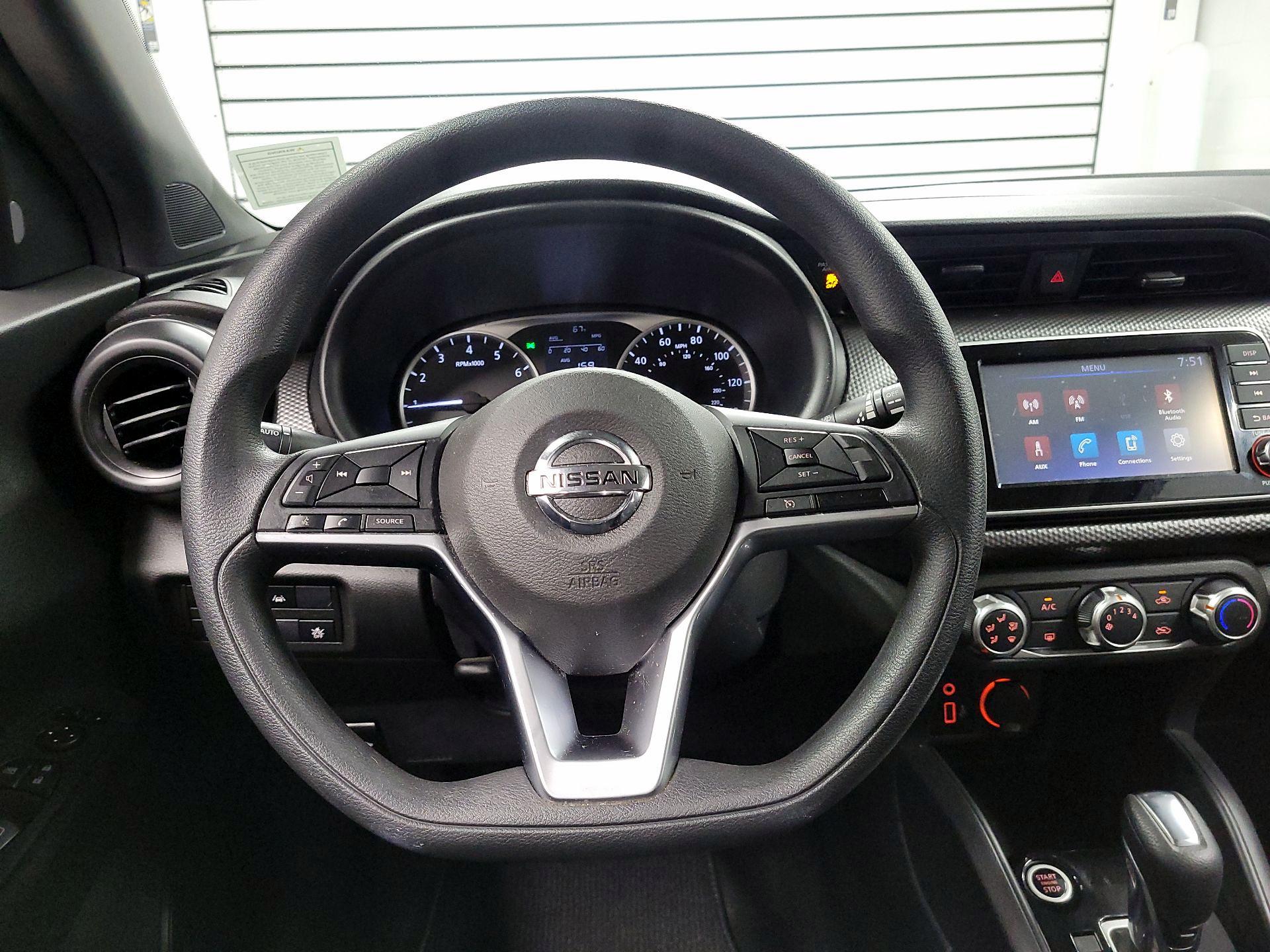 Thumbnail: 2020 Nissan Kicks - 10