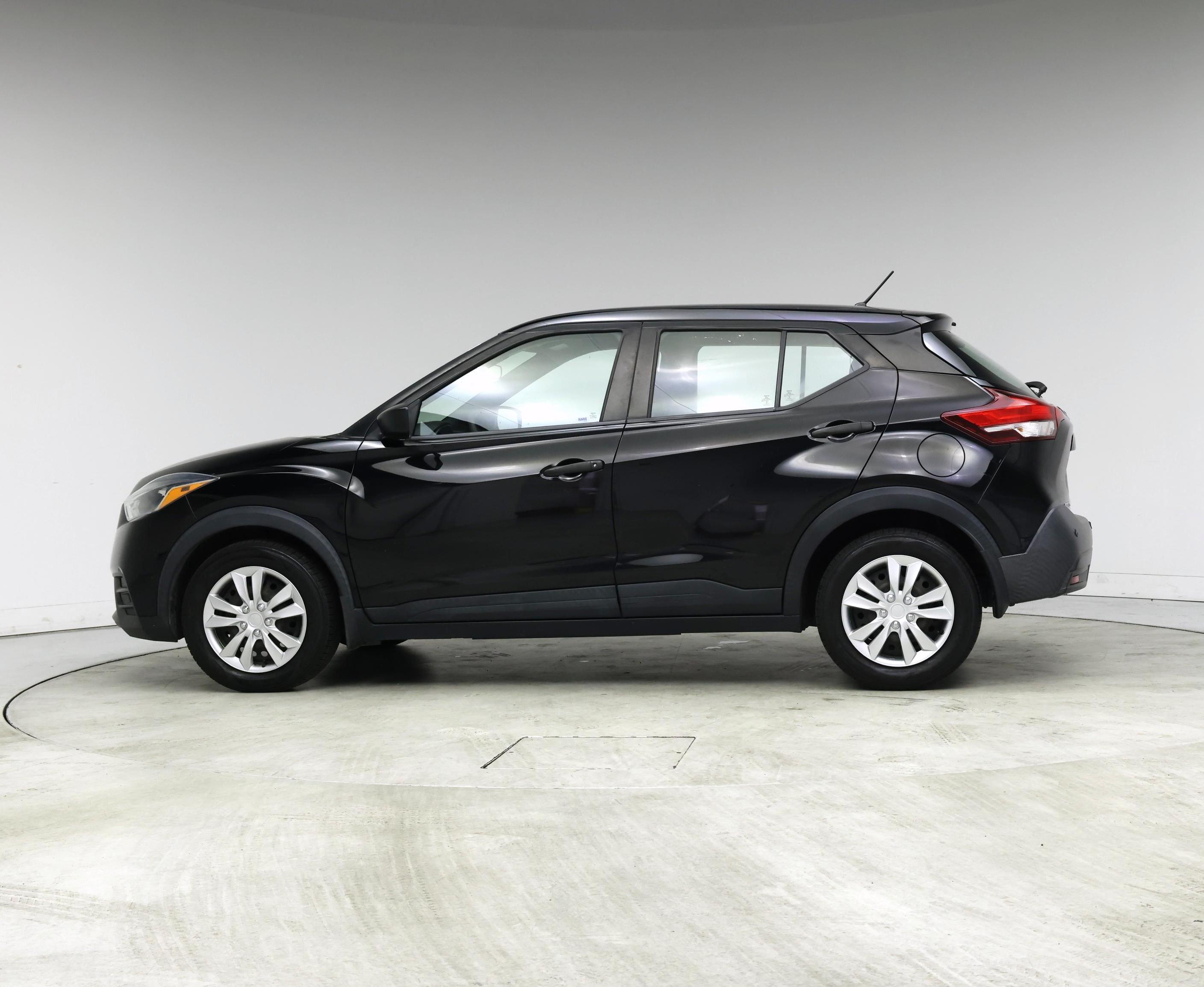 Thumbnail: 2020 Nissan Kicks - 3