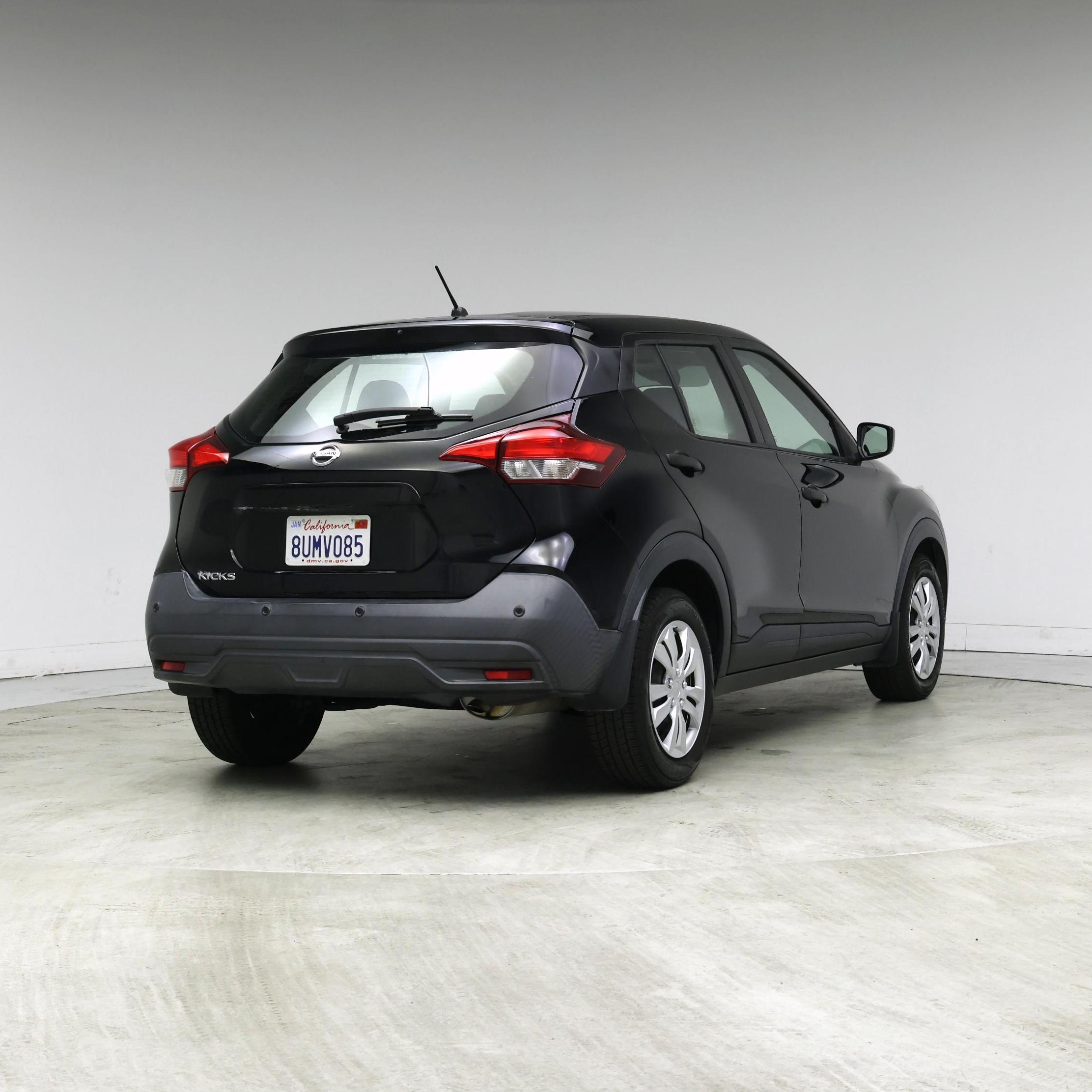 Thumbnail: 2020 Nissan Kicks - 8