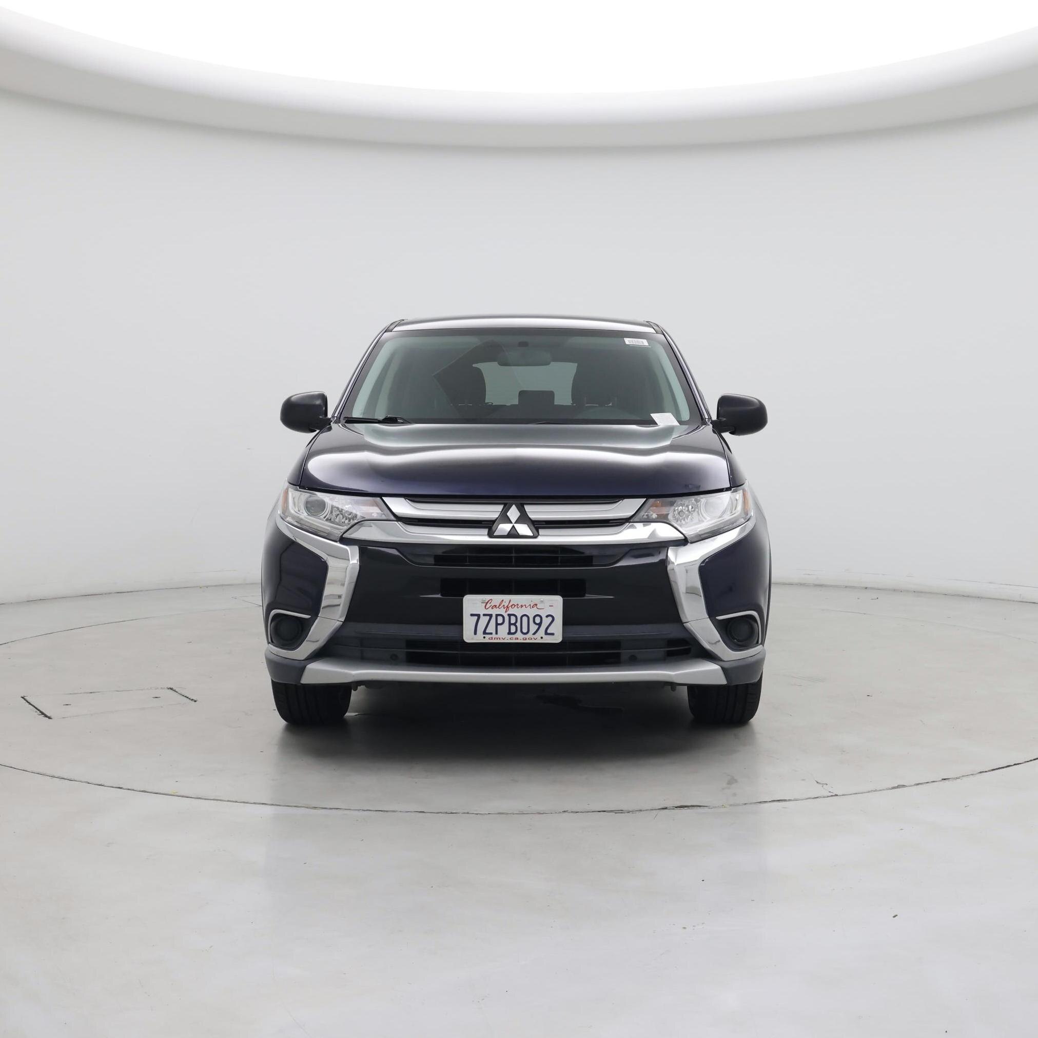 Thumbnail: 2017 Mitsubishi Outlander - 5