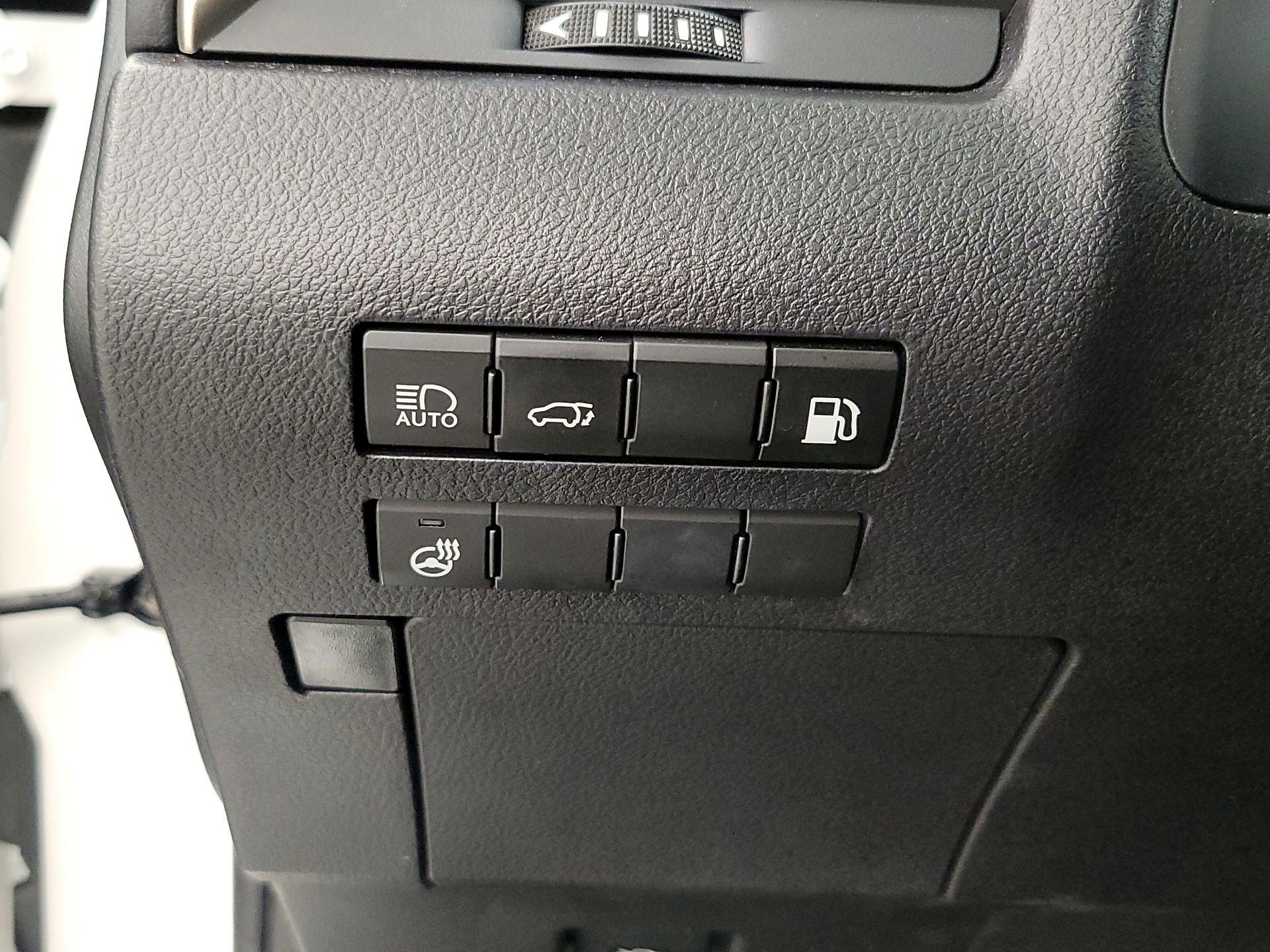 Thumbnail: 2022 Lexus RX - 13