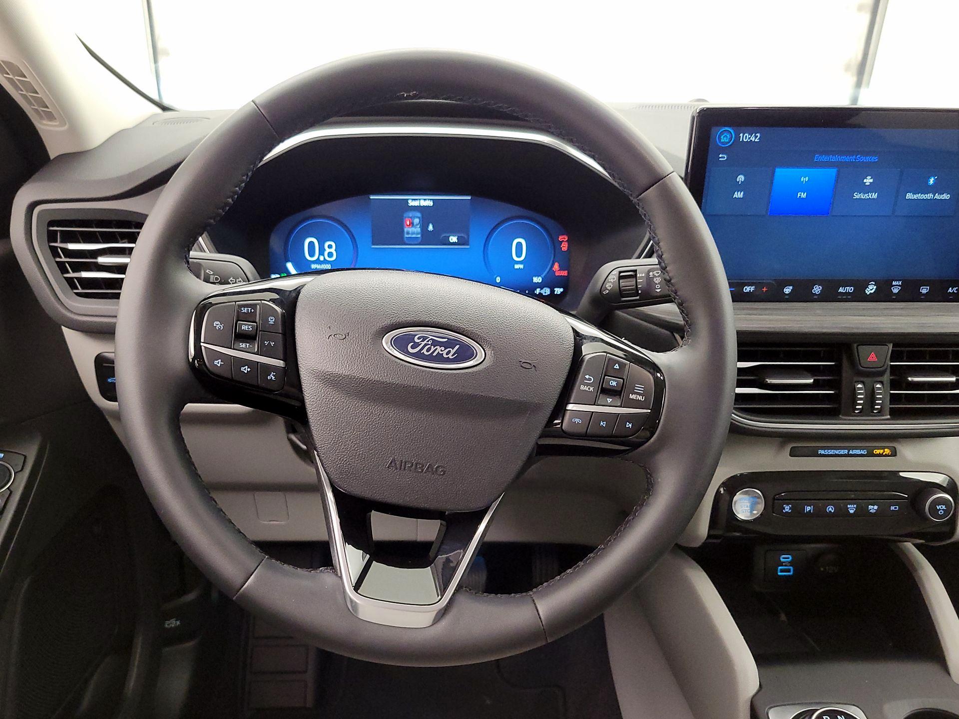 Thumbnail: 2023 Ford Escape - 10