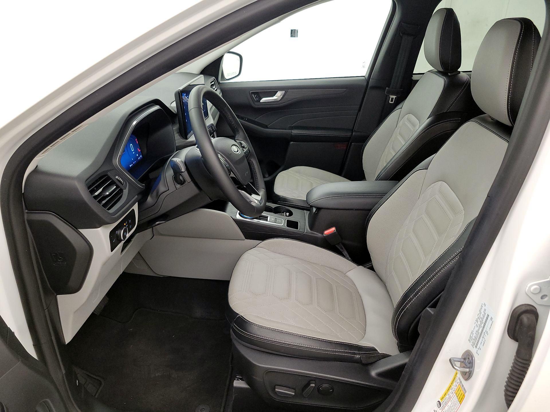 Thumbnail: 2023 Ford Escape - 11