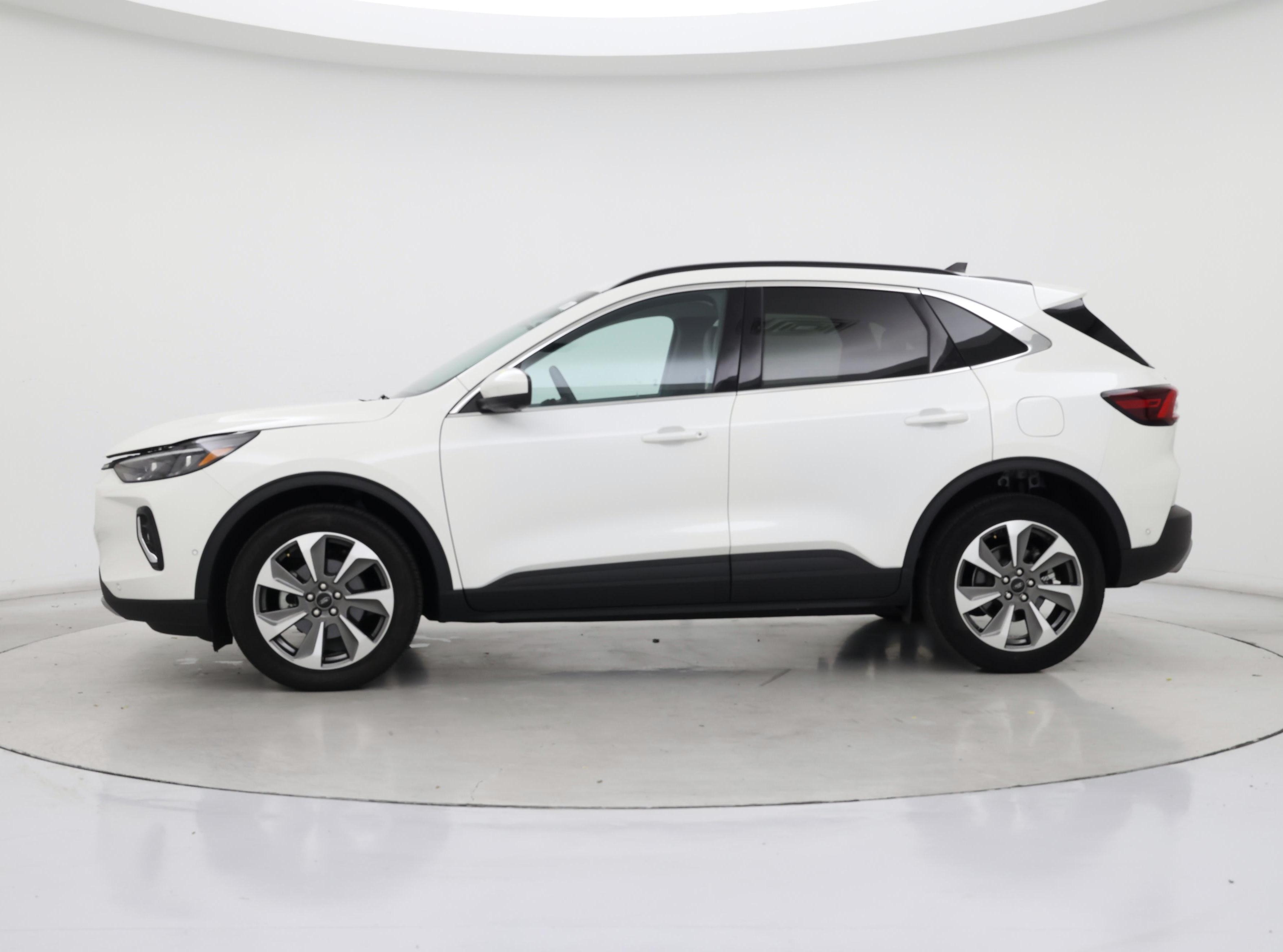 Thumbnail: 2023 Ford Escape - 3