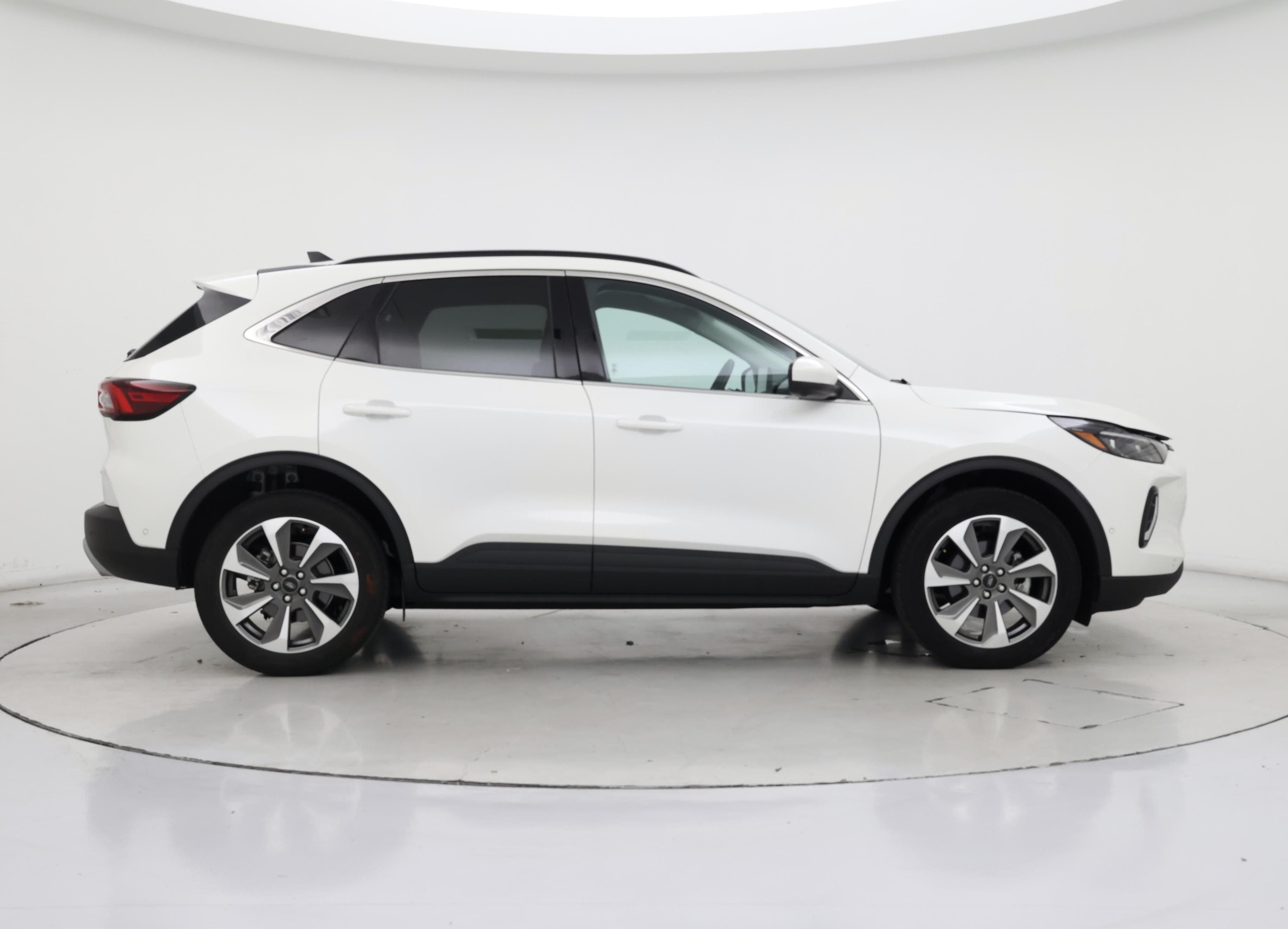 Thumbnail: 2023 Ford Escape - 7