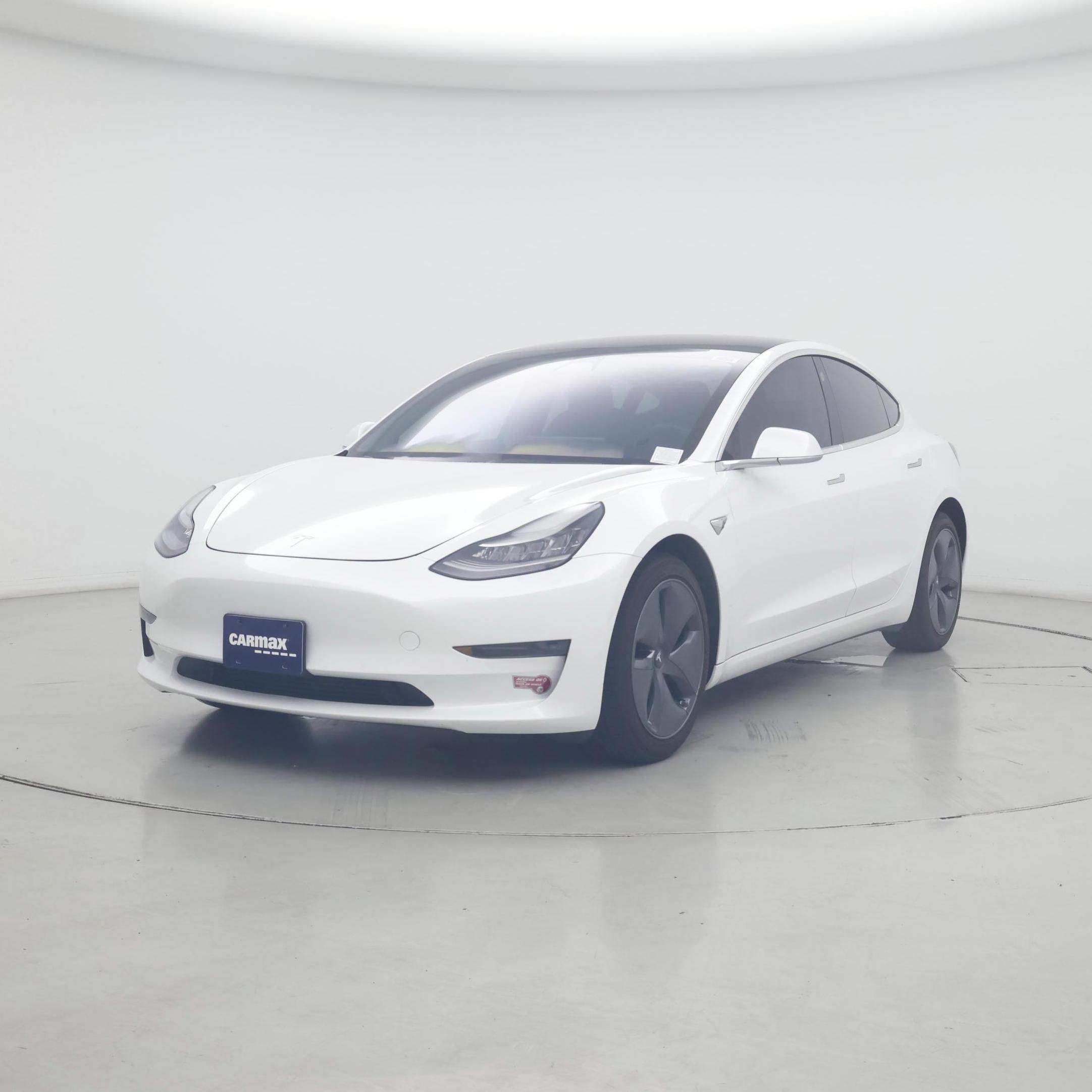 Thumbnail: 2019 Tesla Model 3 - 4