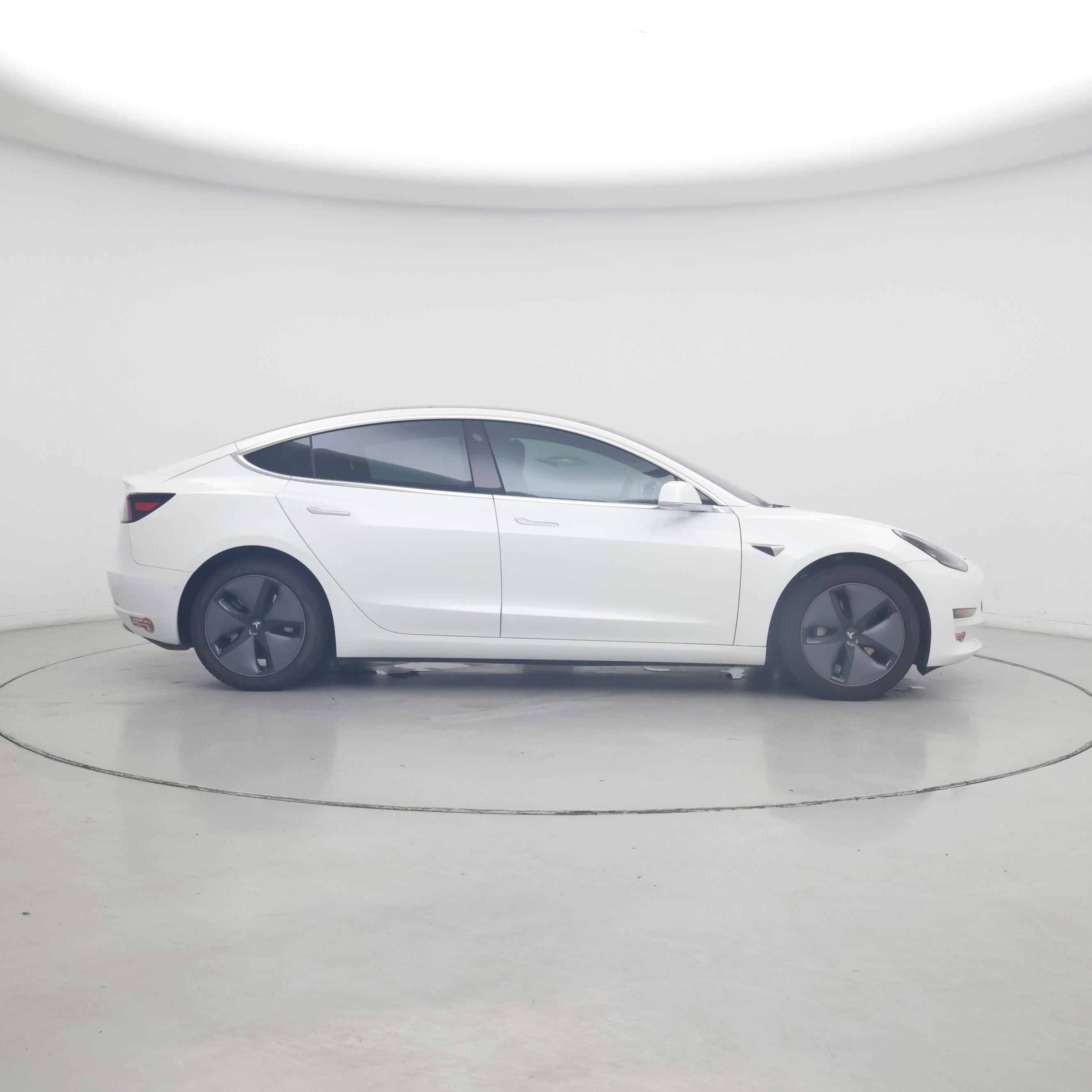 Thumbnail: 2019 Tesla Model 3 - 7