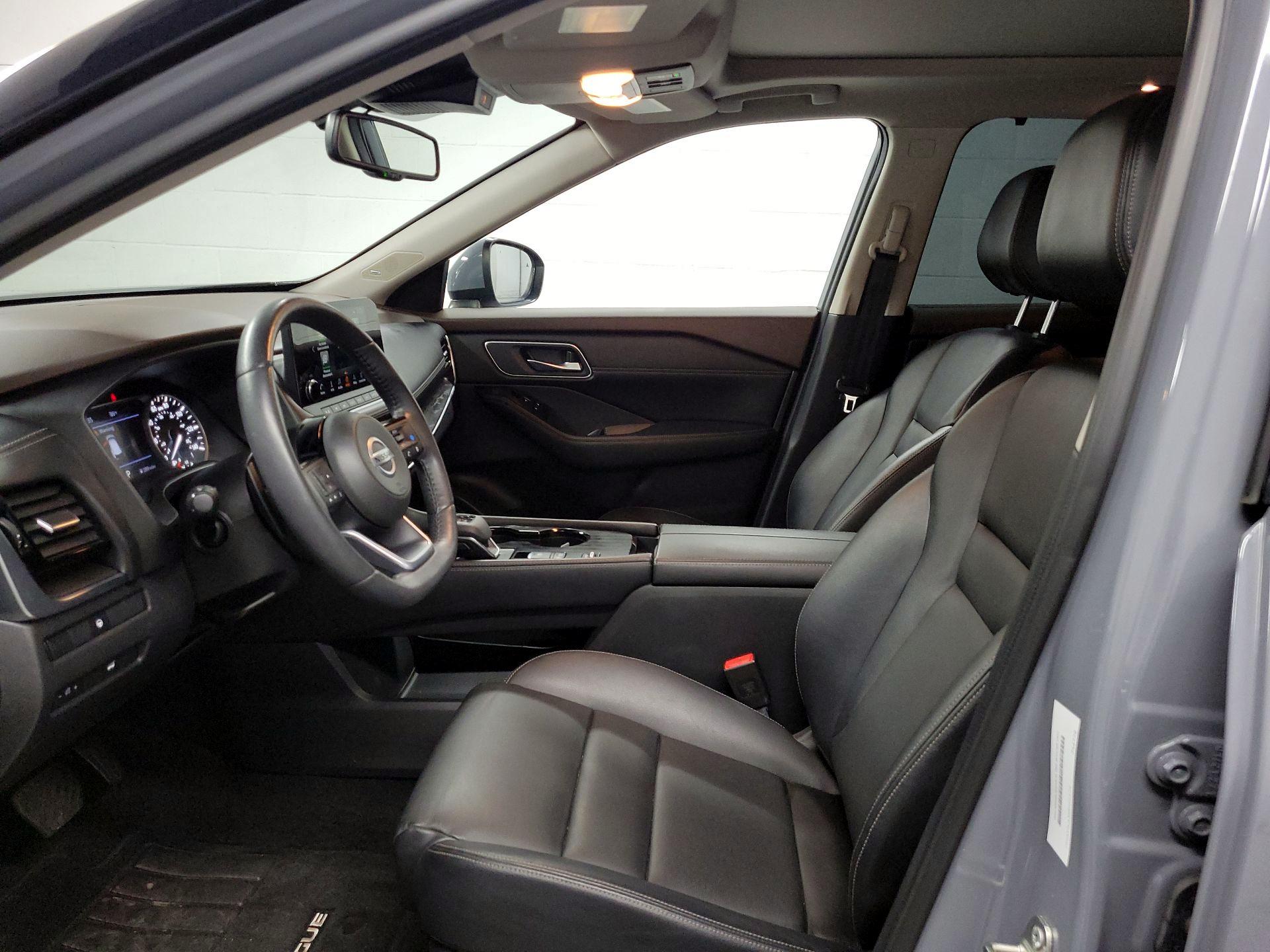 Thumbnail: 2021 Nissan Rogue - 11