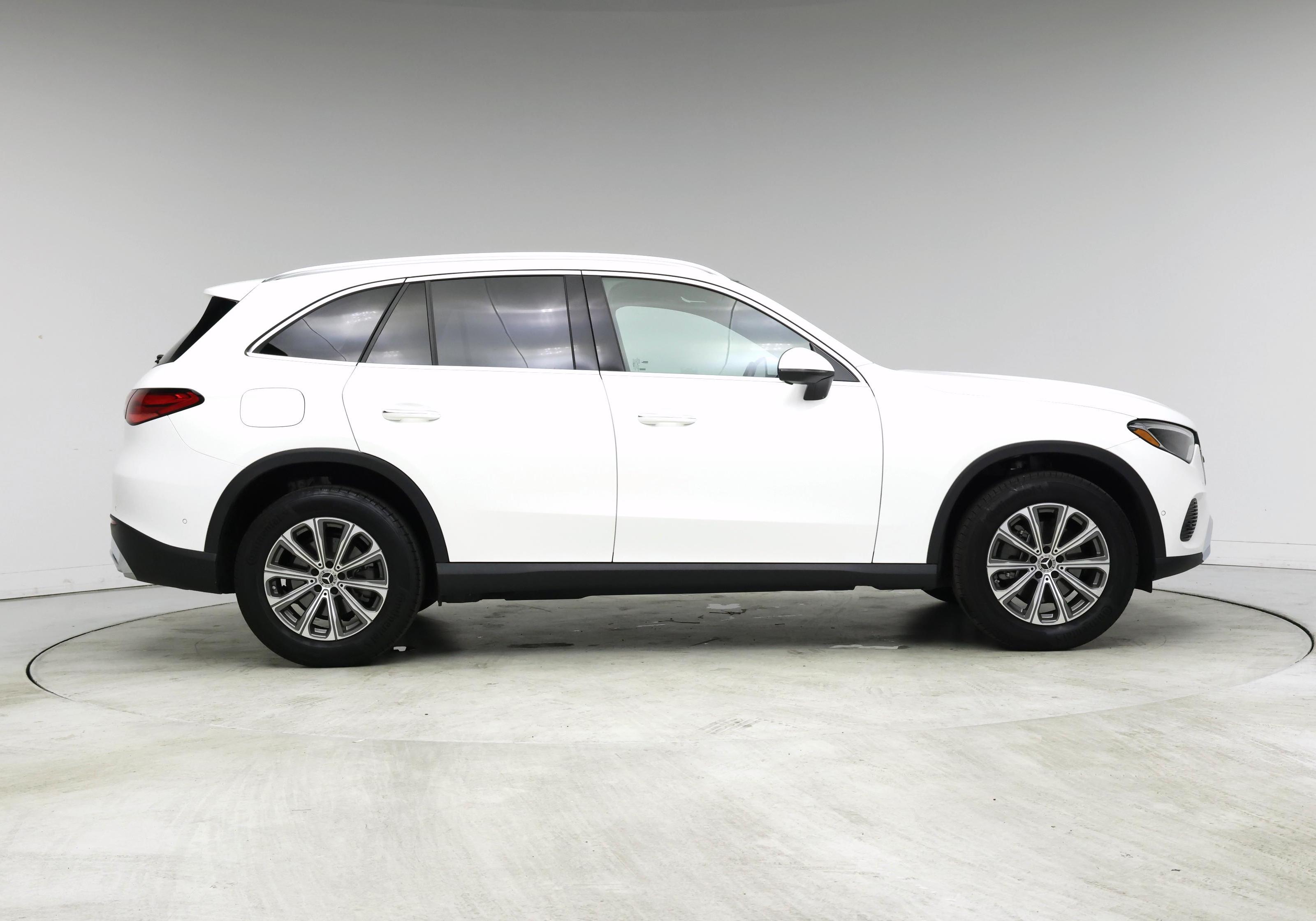 Thumbnail: 2025 Mercedes-Benz GLC - 7