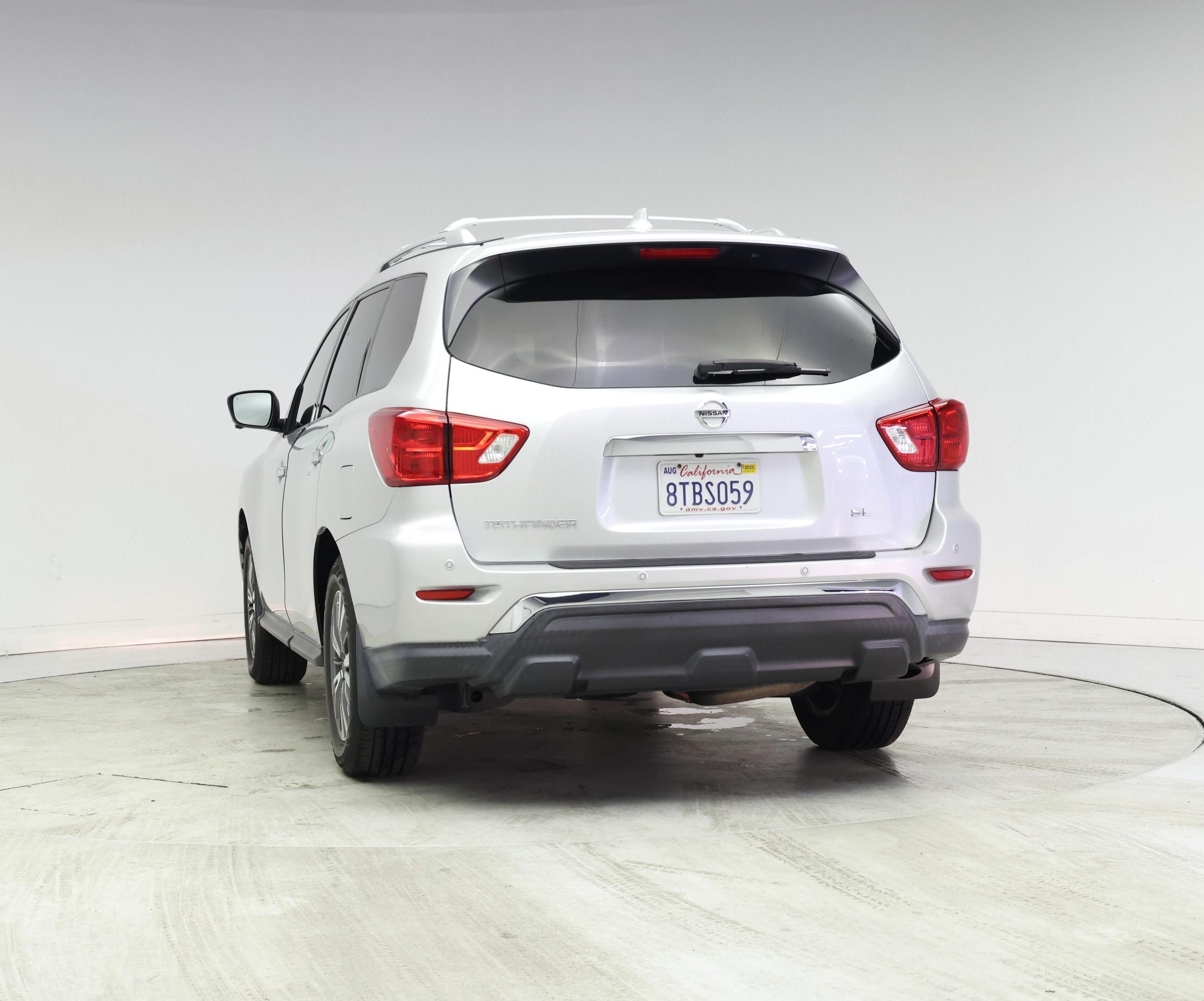 Thumbnail: 2020 Nissan Pathfinder - 6