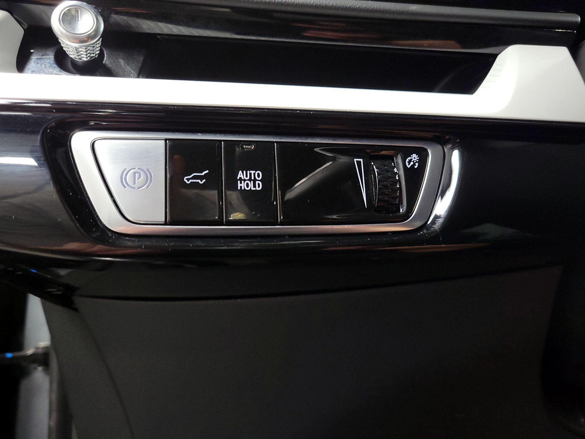 Thumbnail: 2025 Cadillac Optiq - 13