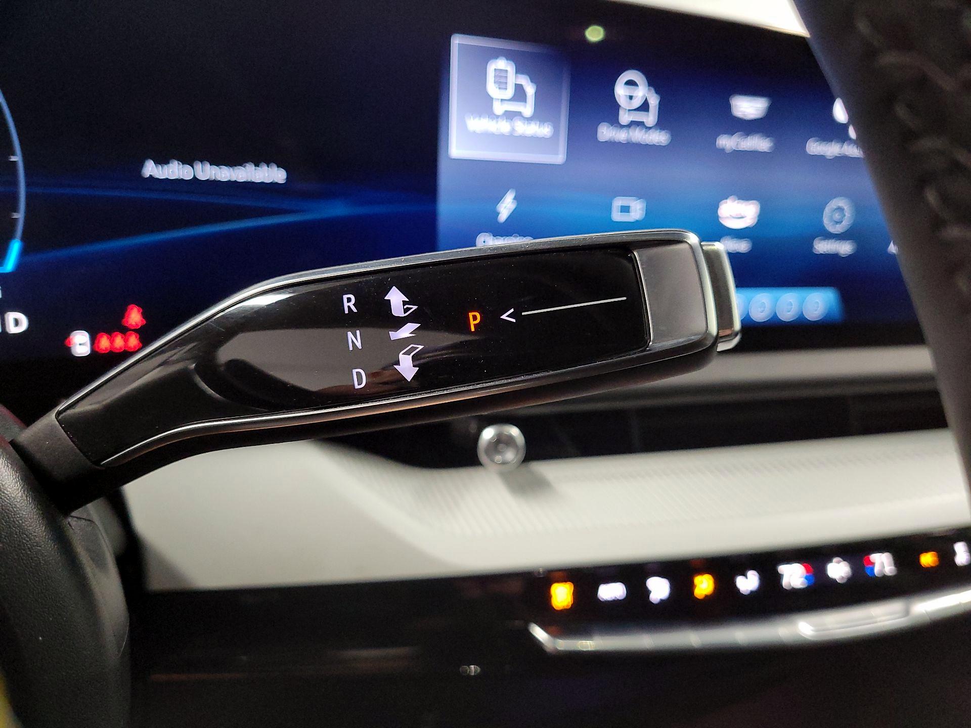 Thumbnail: 2025 Cadillac Optiq - 17