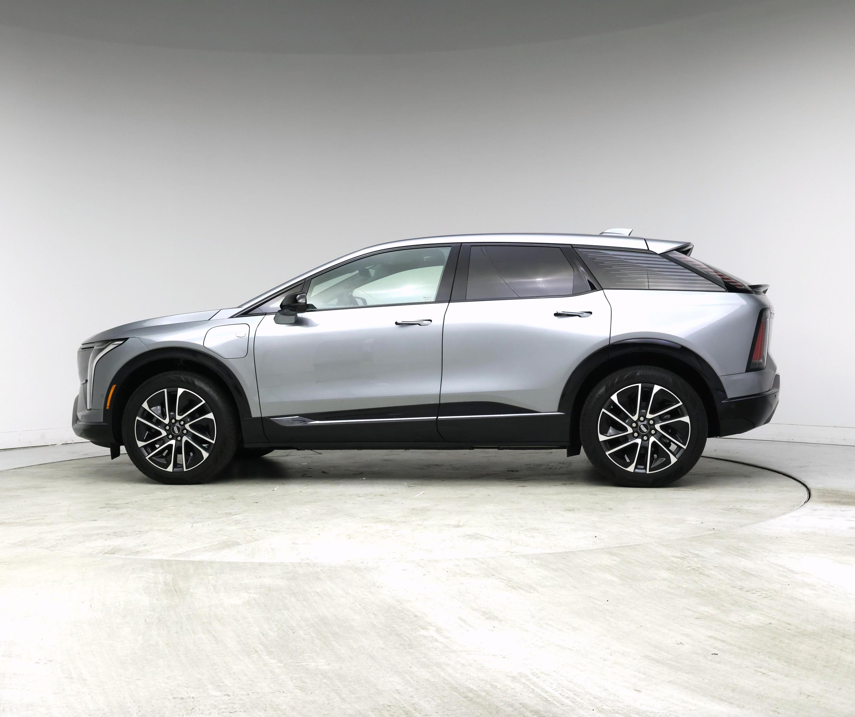 Thumbnail: 2025 Cadillac Optiq - 3