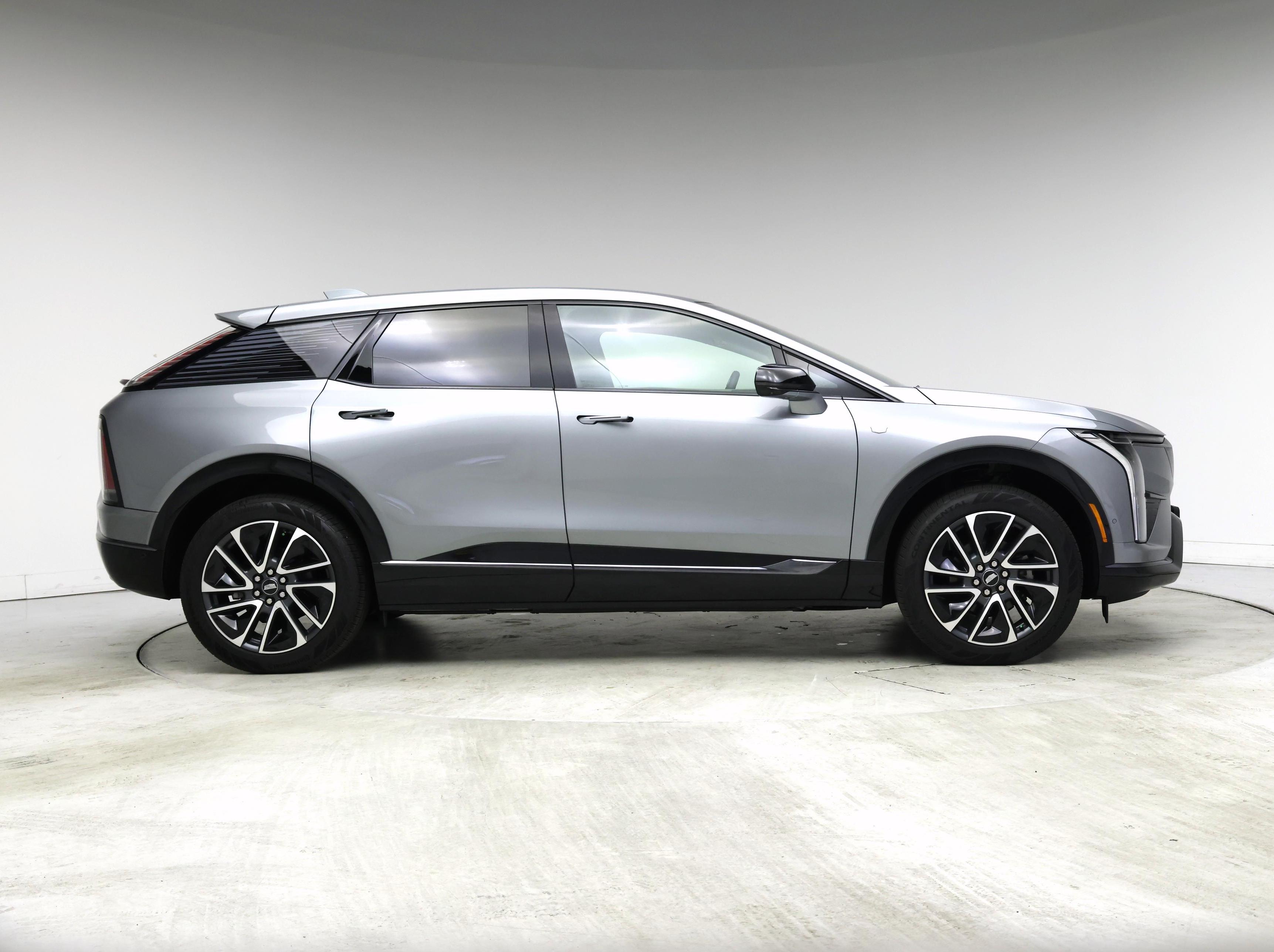 Thumbnail: 2025 Cadillac Optiq - 7
