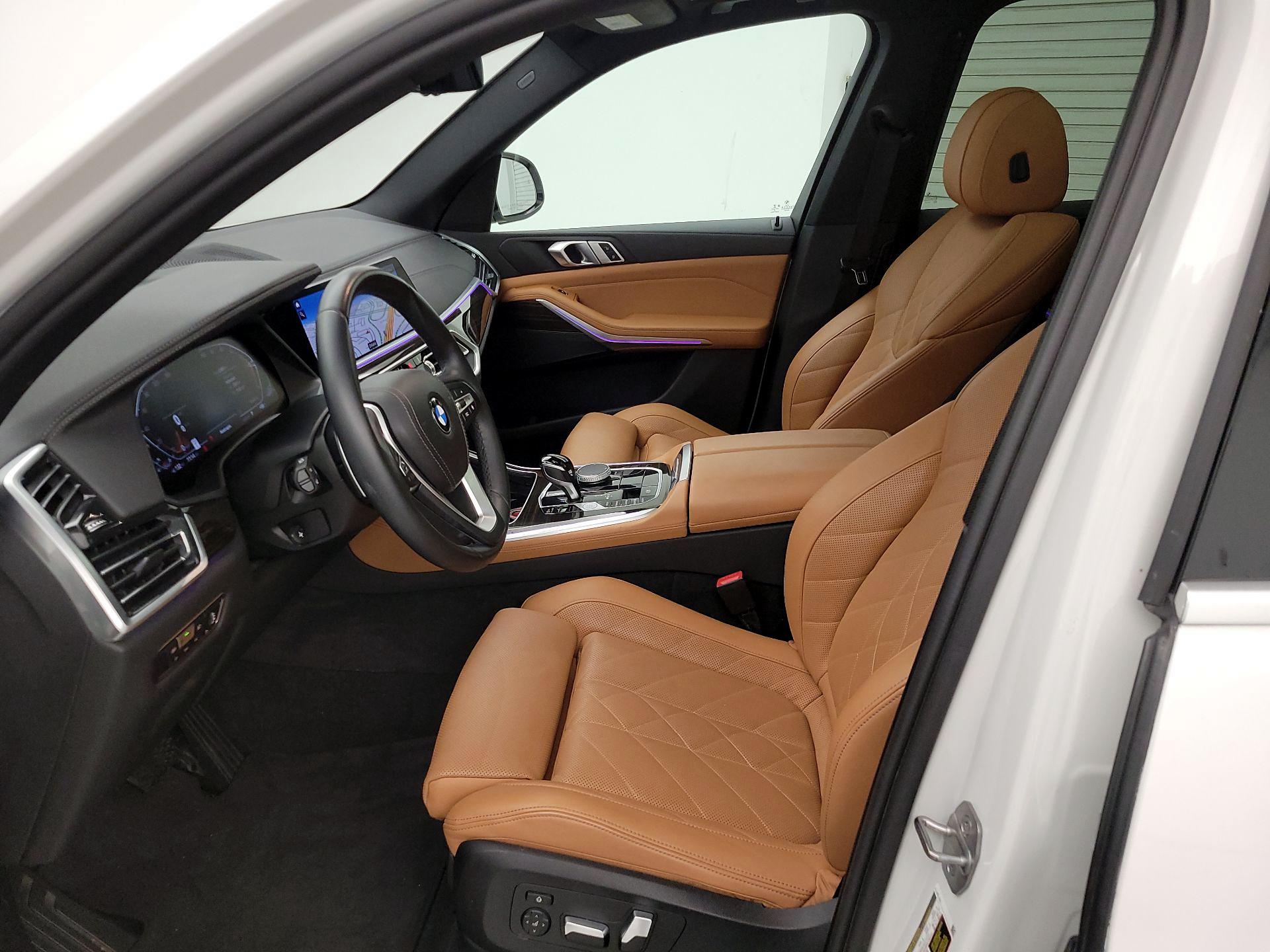 Thumbnail: 2023 BMW X5 - 11