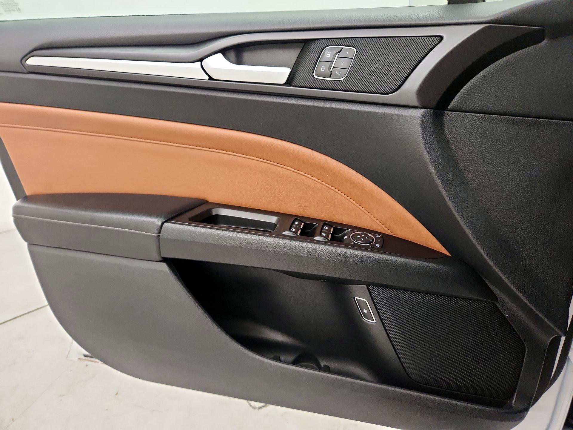 Thumbnail: 2020 Ford Fusion - 12