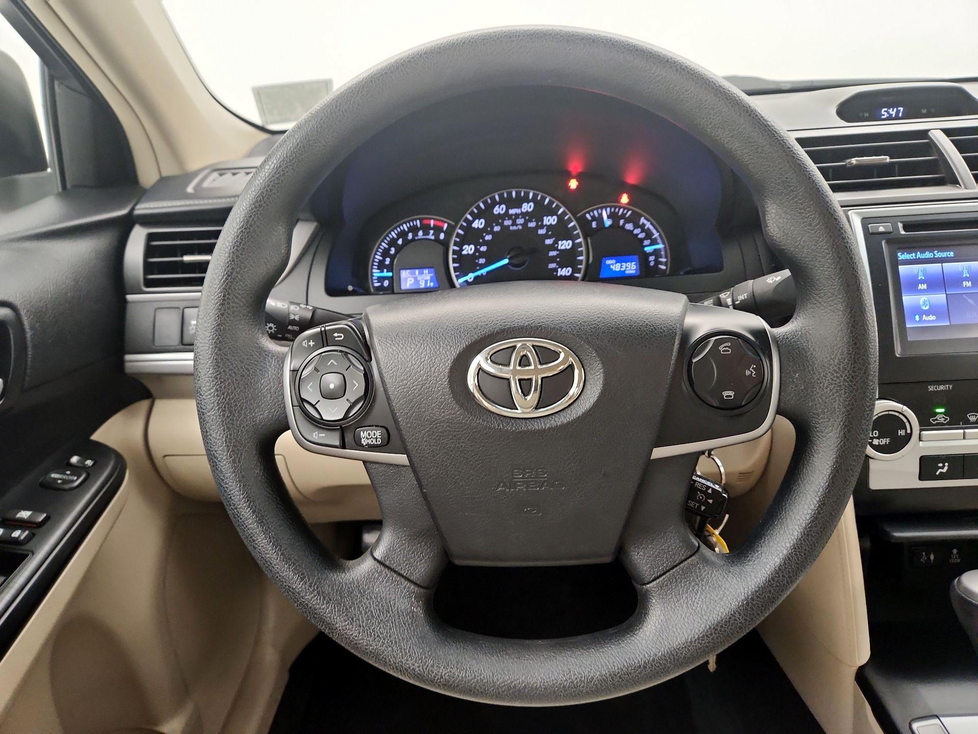 Thumbnail: 2014 Toyota Camry - 10