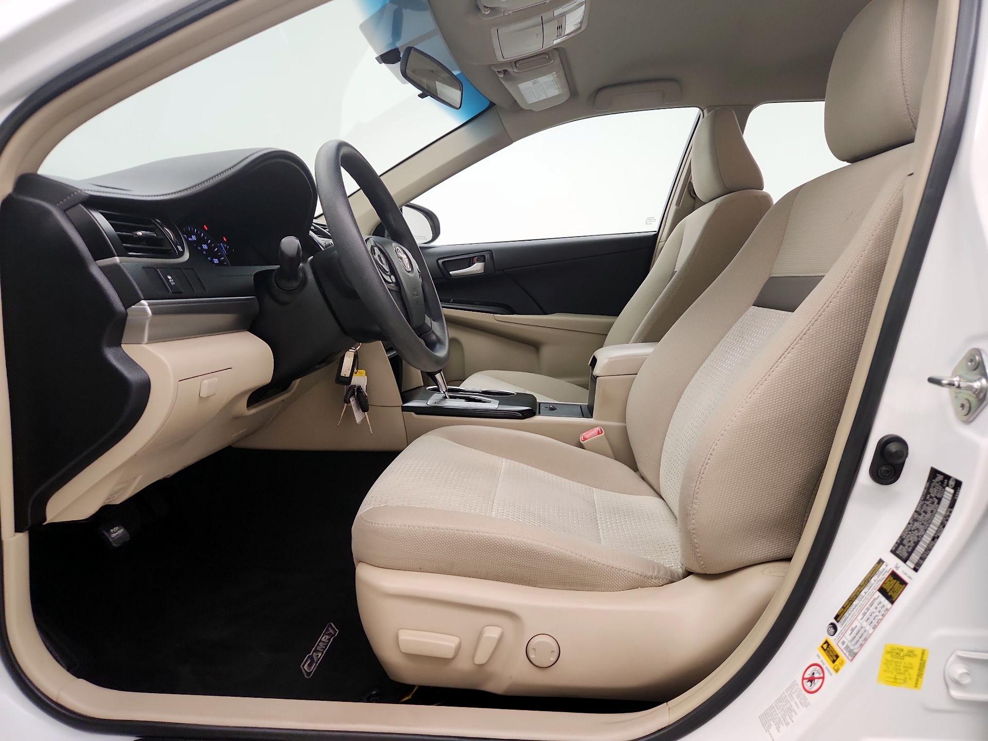 Thumbnail: 2014 Toyota Camry - 11