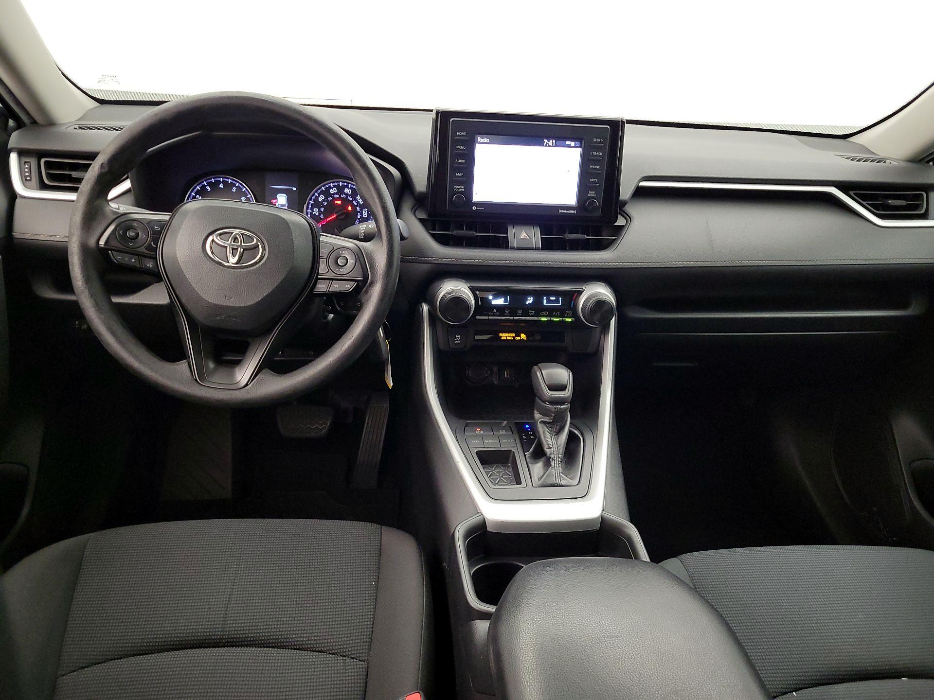 Thumbnail: 2020 Toyota RAV4 - 9