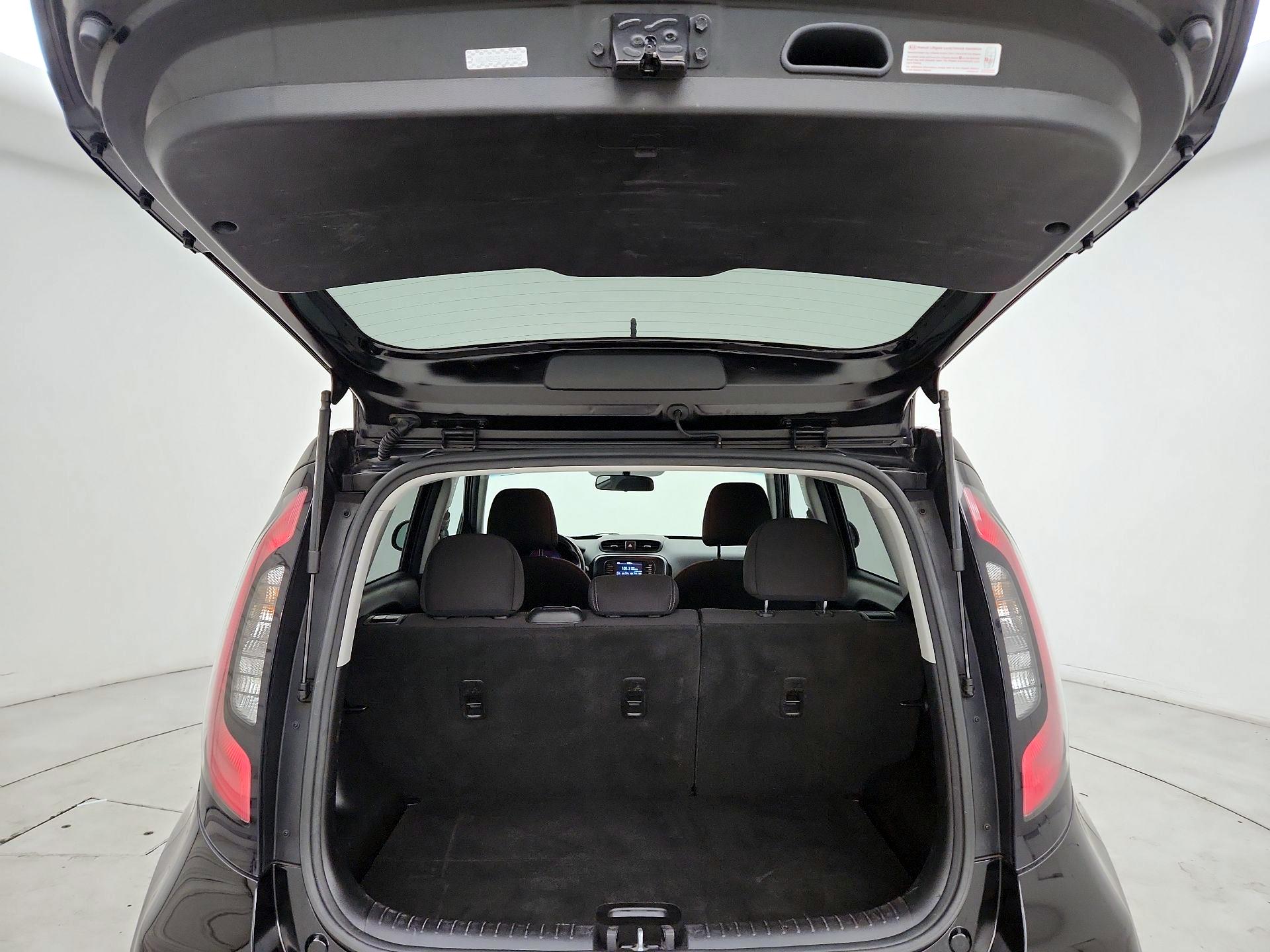 Thumbnail: 2018 Kia Soul - 19