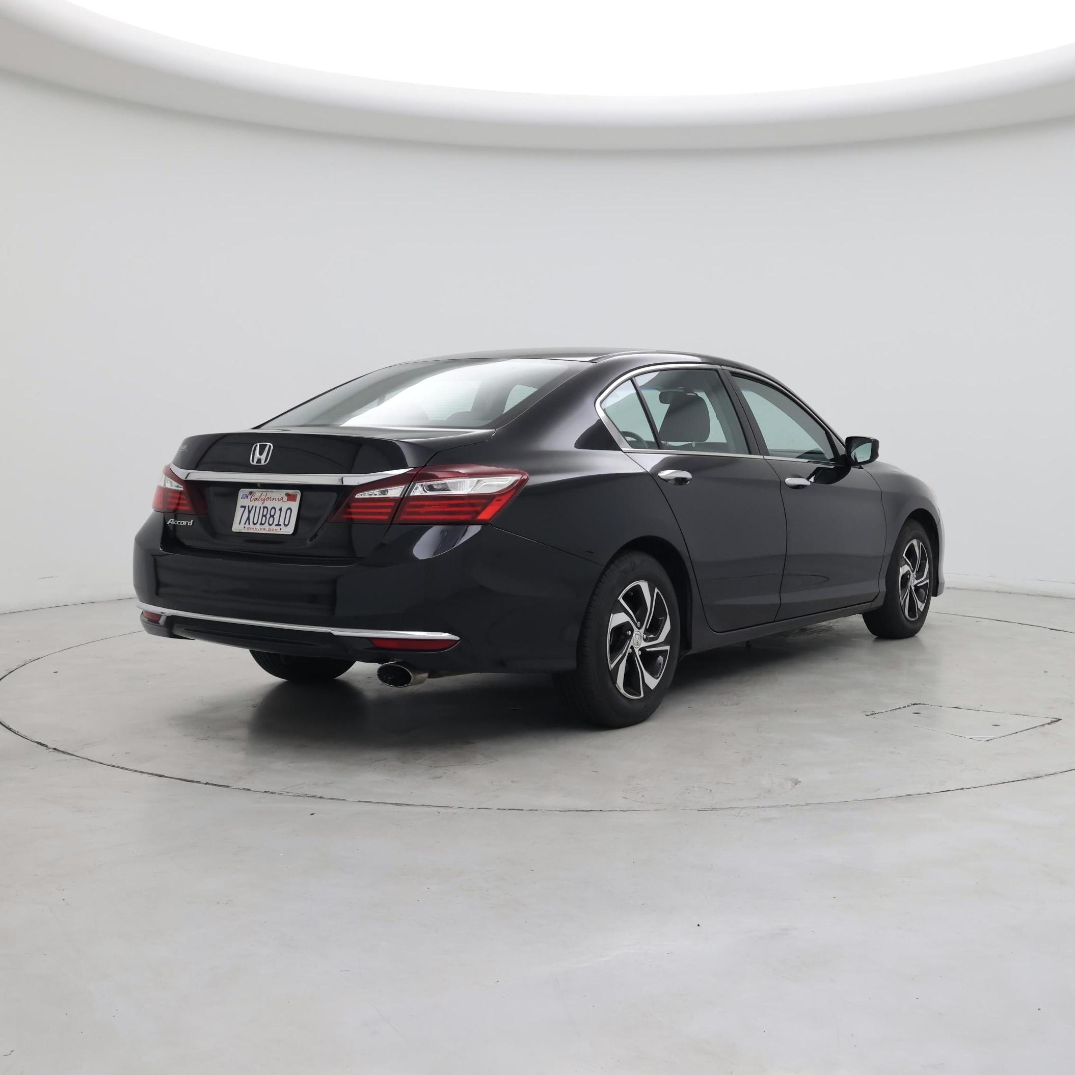 Thumbnail: 2017 Honda Accord - 8