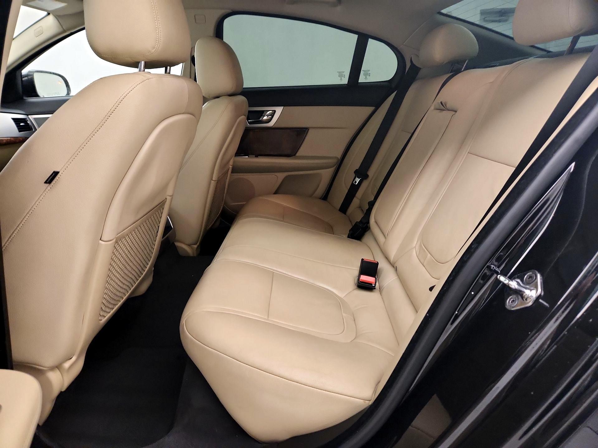 Thumbnail: 2015 Jaguar XF - 20