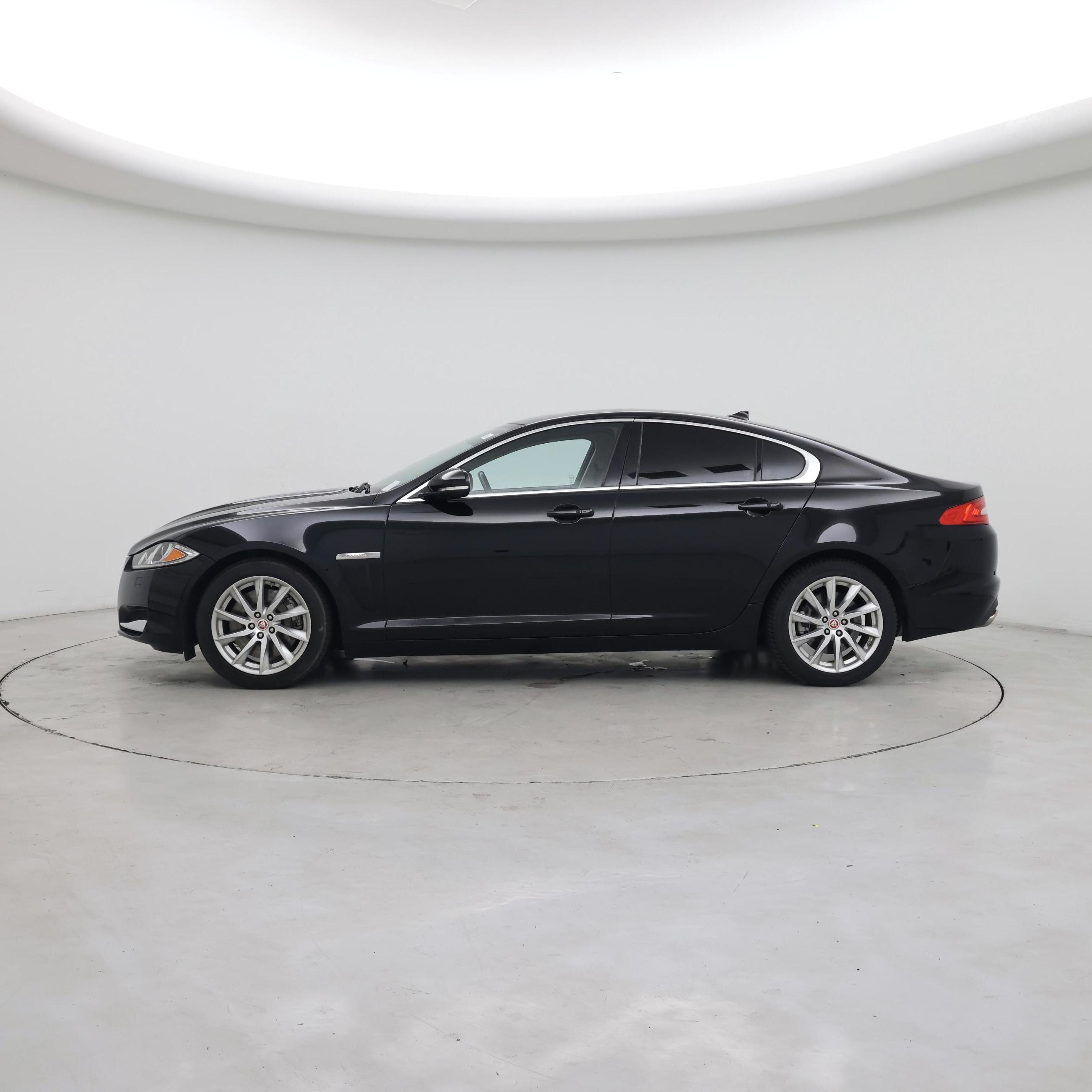 Thumbnail: 2015 Jaguar XF - 3