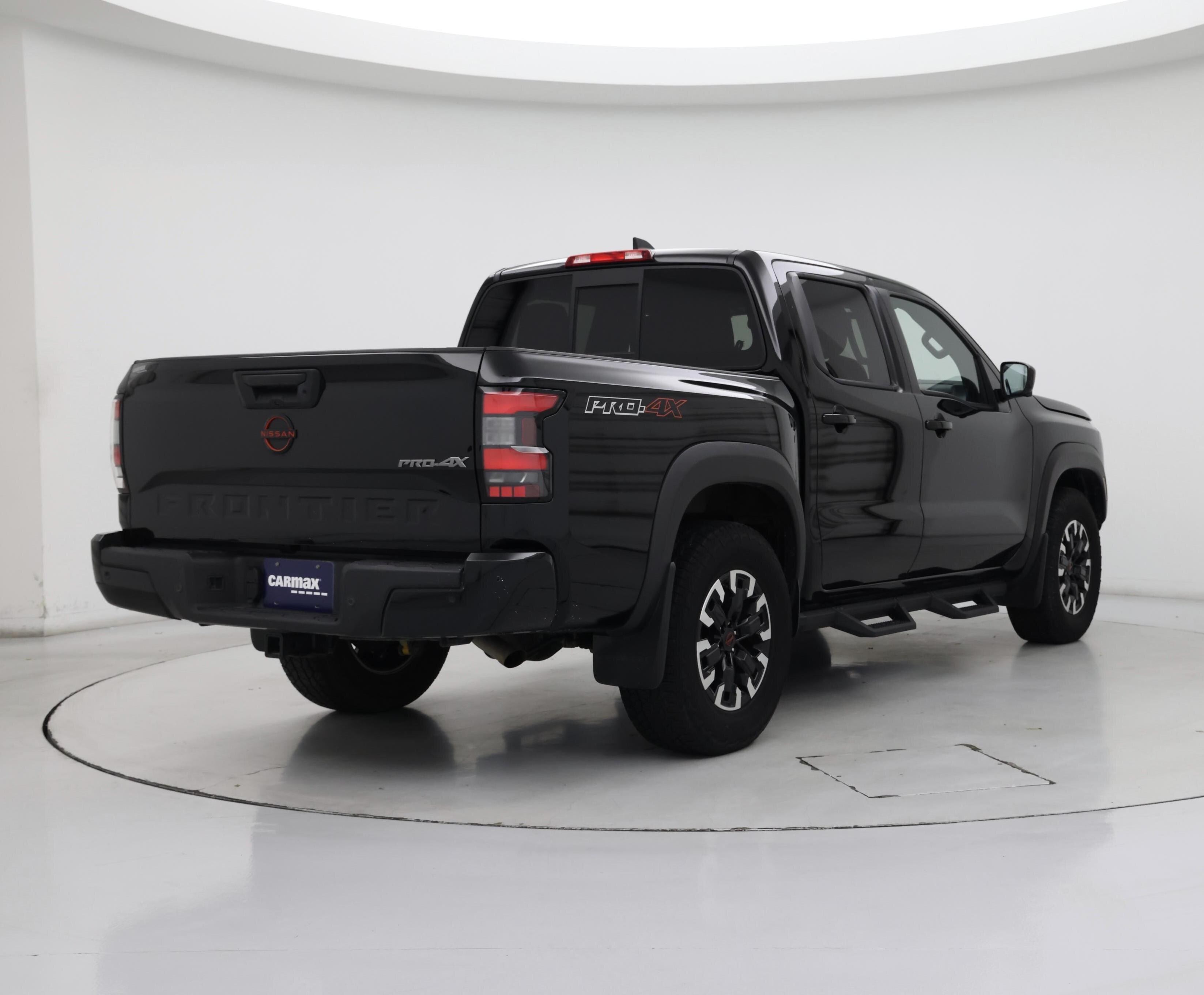 Thumbnail: 2022 Nissan Frontier - 8