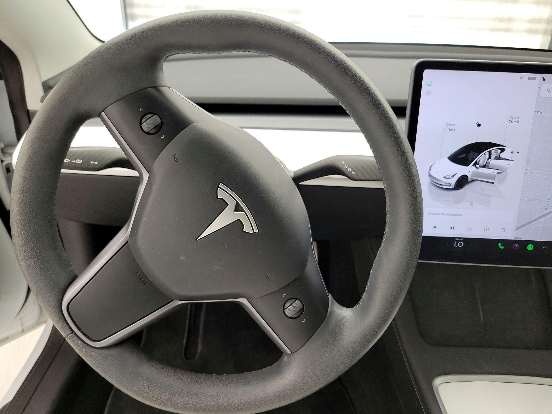 Thumbnail: 2023 Tesla Model 3 - 10