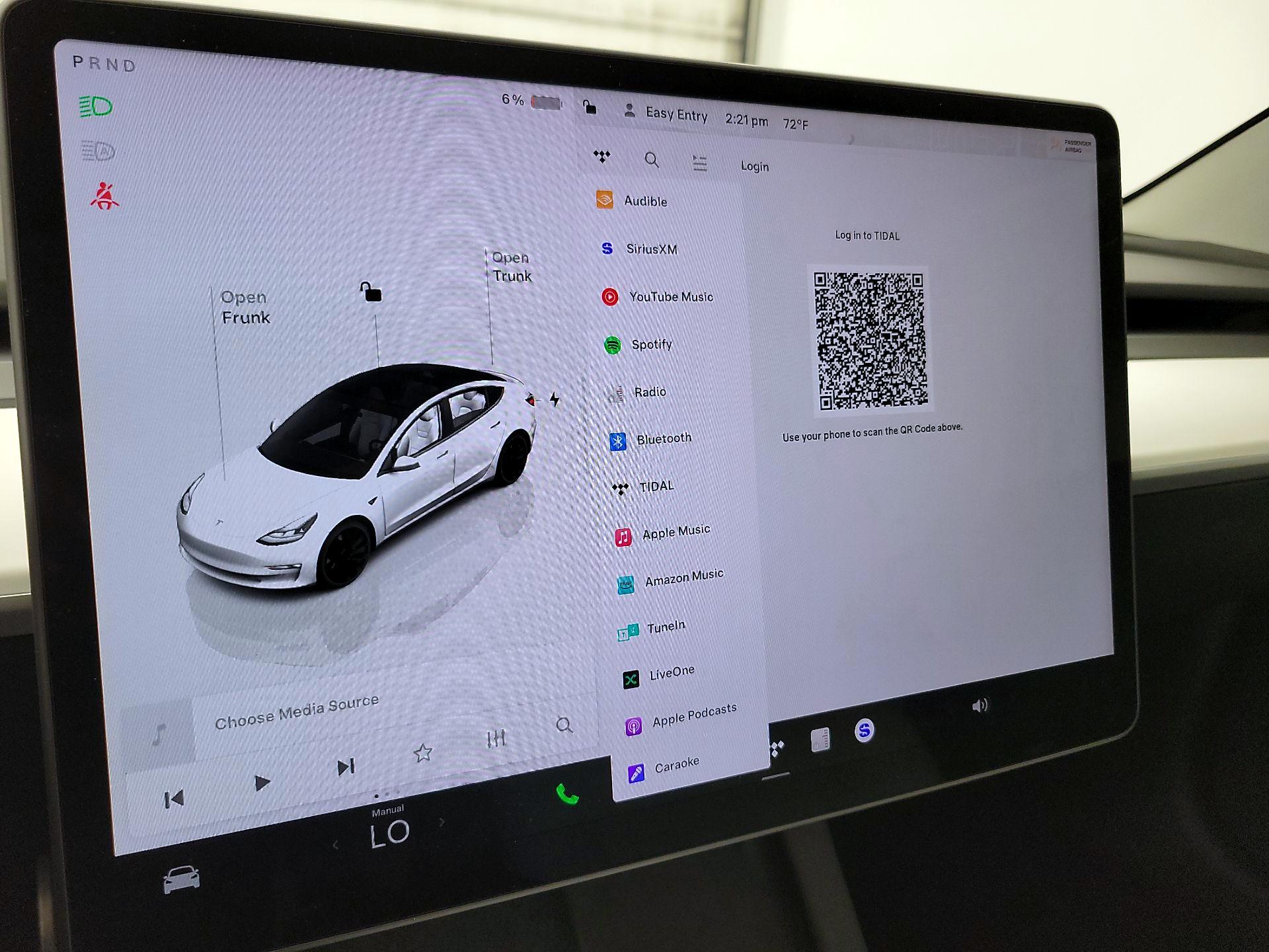 Thumbnail: 2023 Tesla Model 3 - 15