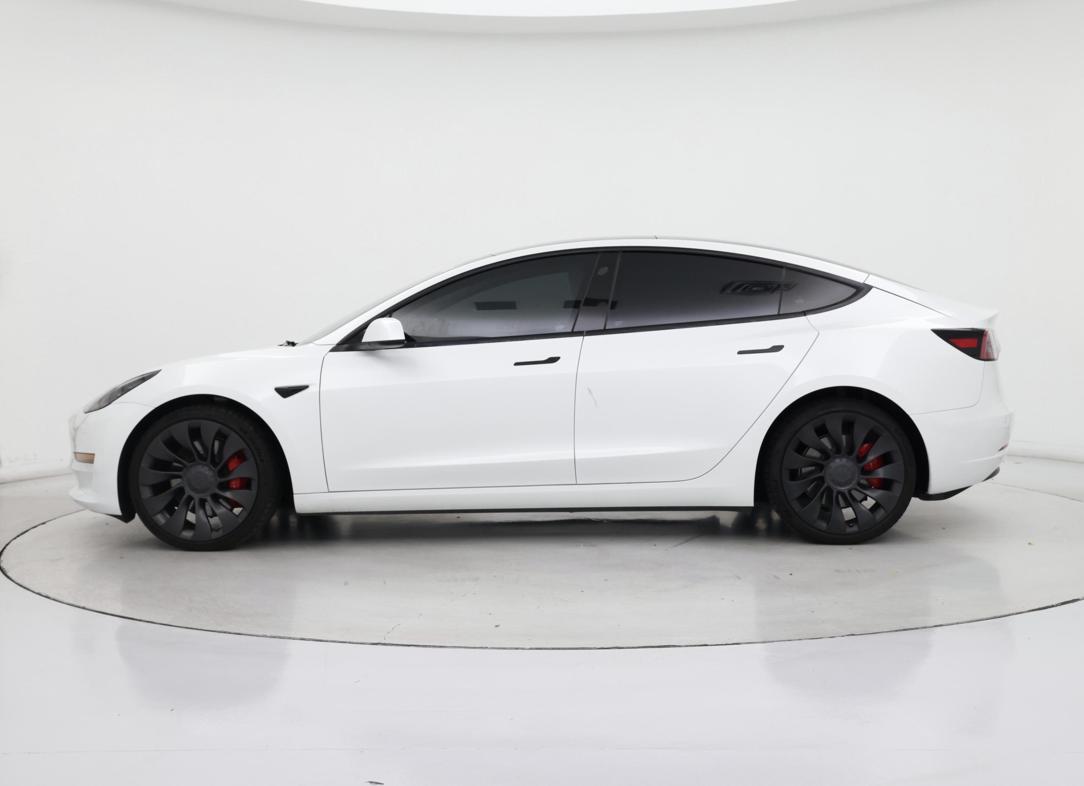 Thumbnail: 2023 Tesla Model 3 - 3