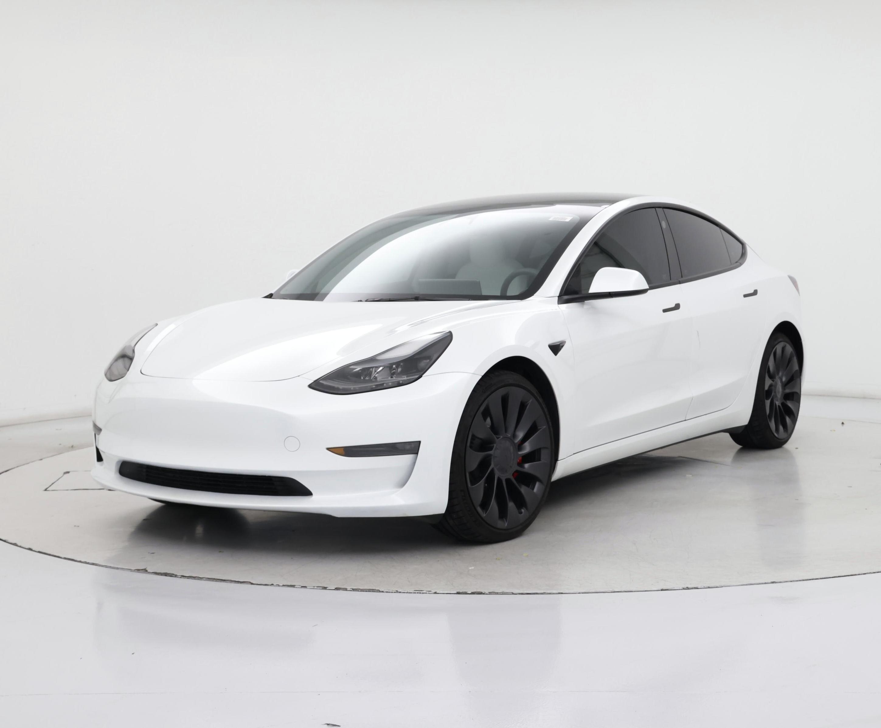 Thumbnail: 2023 Tesla Model 3 - 4